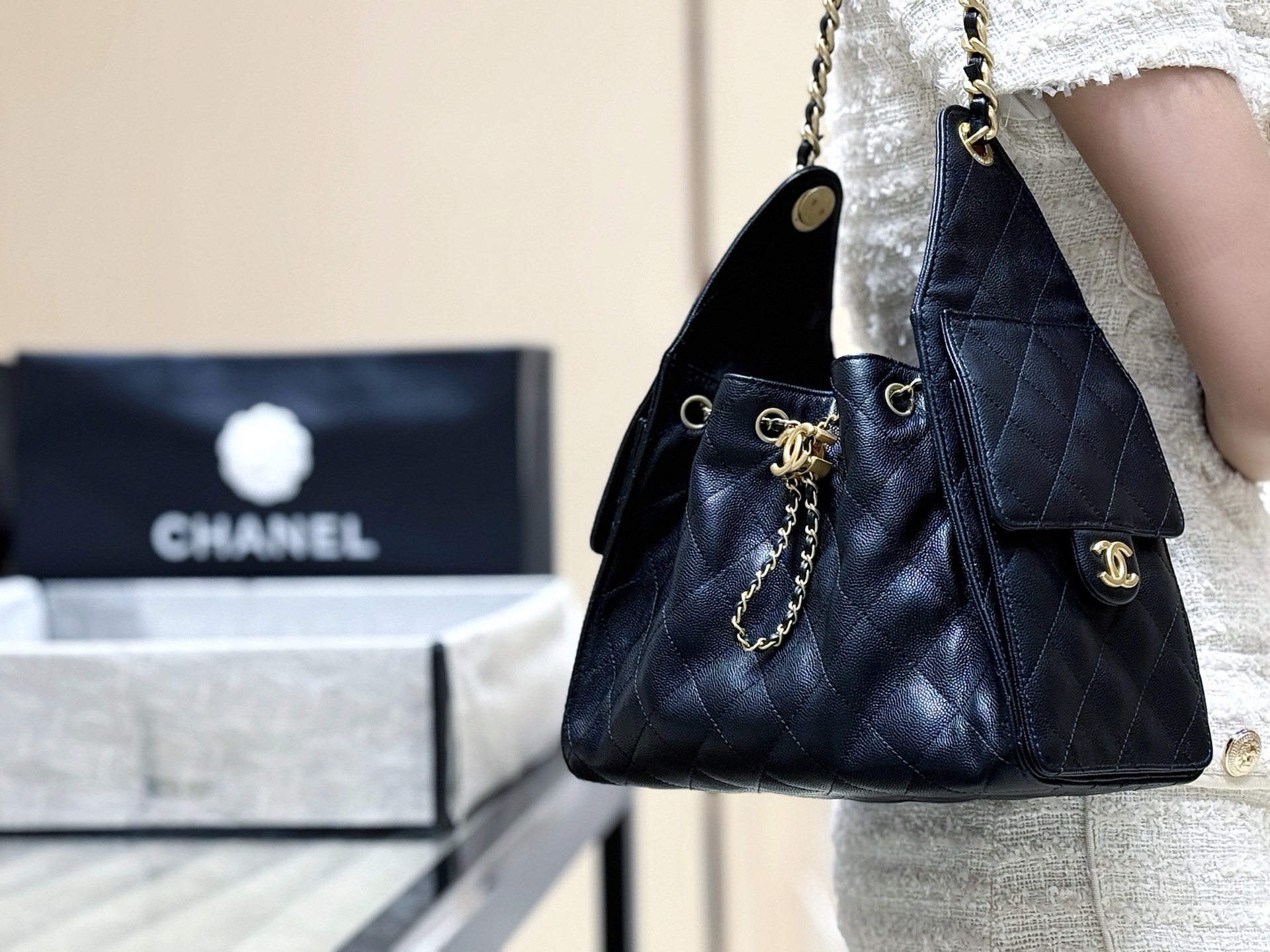 Chanel 25s Spring/Summer Collection Handbag AS5293 00158