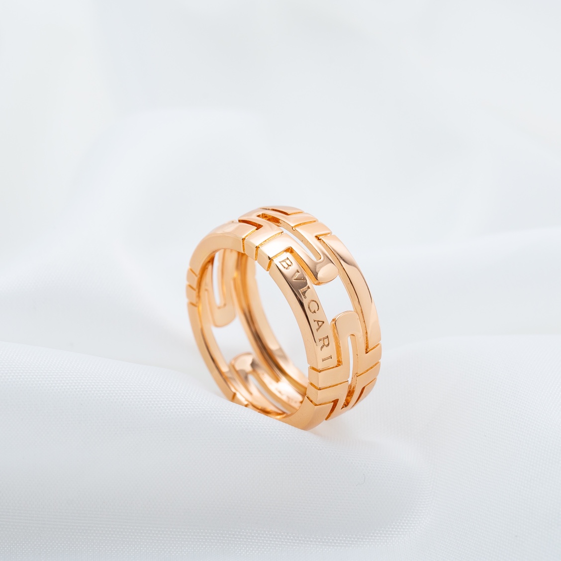 Bulgari hollow ring