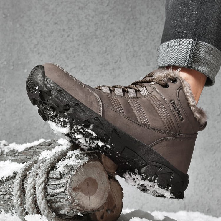 Men's Winter Plus Velvet Outdoor Anti-Ski Boots