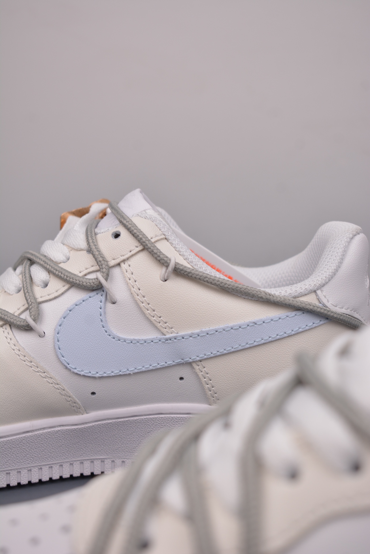 Nike Air Force 1 Low Deconstructed Straps Christmas Limited CW2288-111