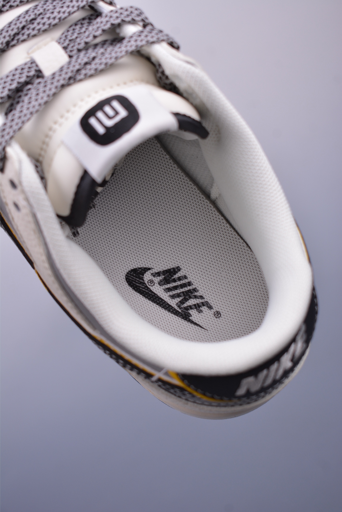 Lei Jun Xiaomi su7 x Nike SB Dunk Low sports shoes gray black and yellow XX3168-166