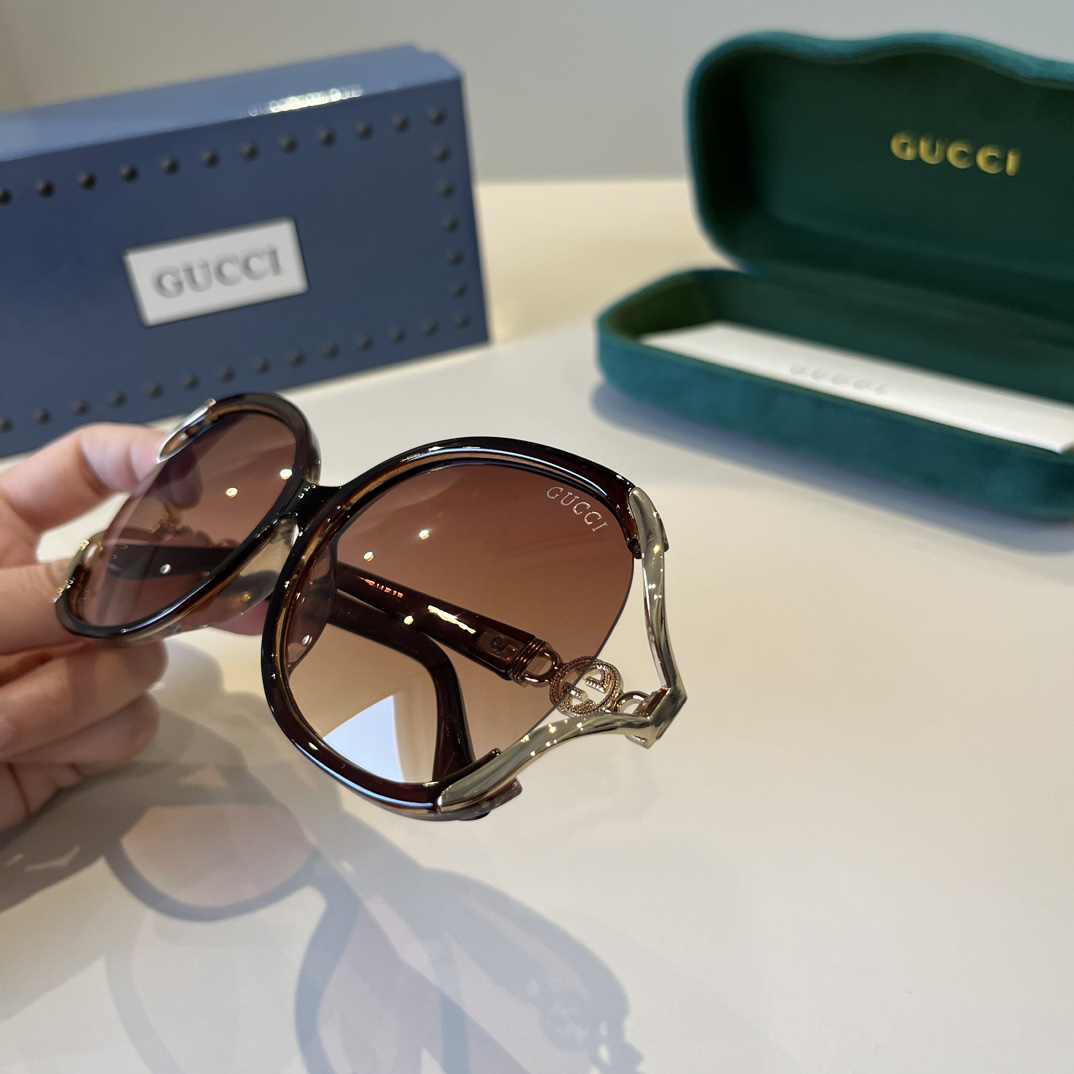 Gucci Round Frame Sunglasses