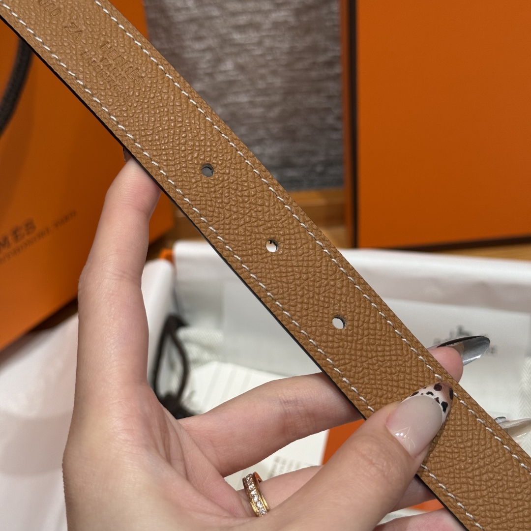 Hermès Women's Shell Element Double-Sided Leather Belt 2.4cm Width