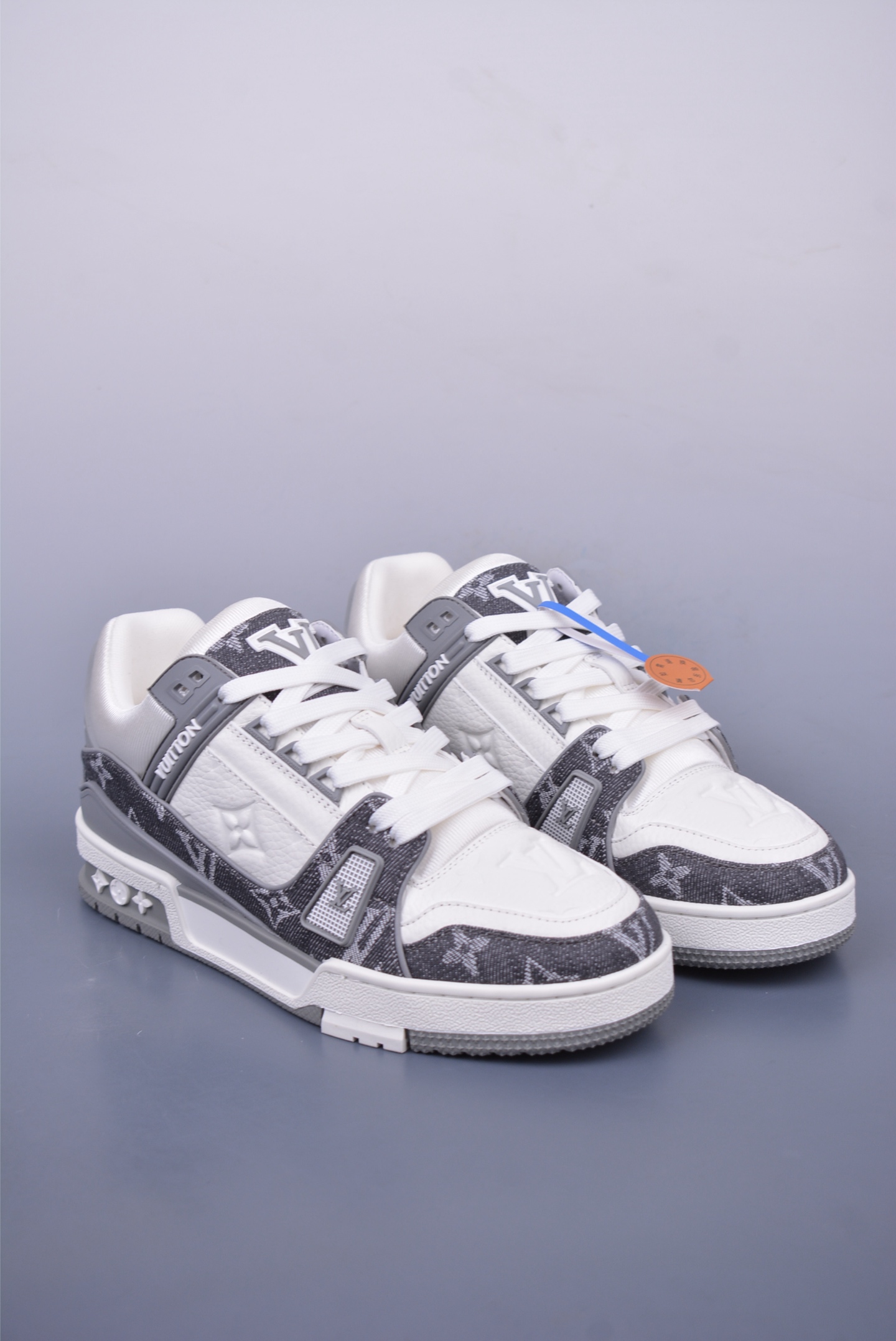 Louis Vuitton Trainer Sneaker Low 