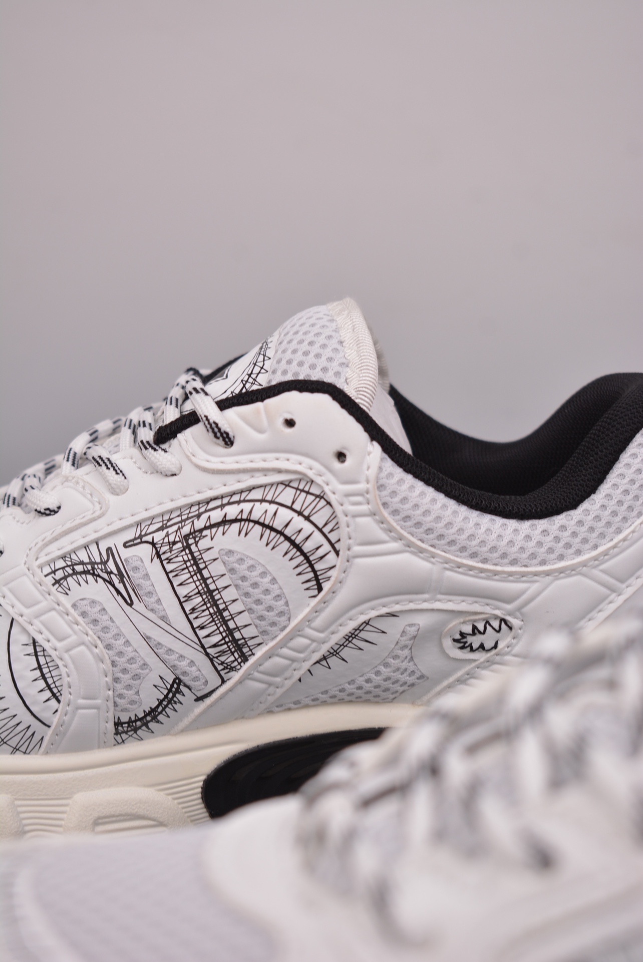 DIOR Chrono sneakers white and black