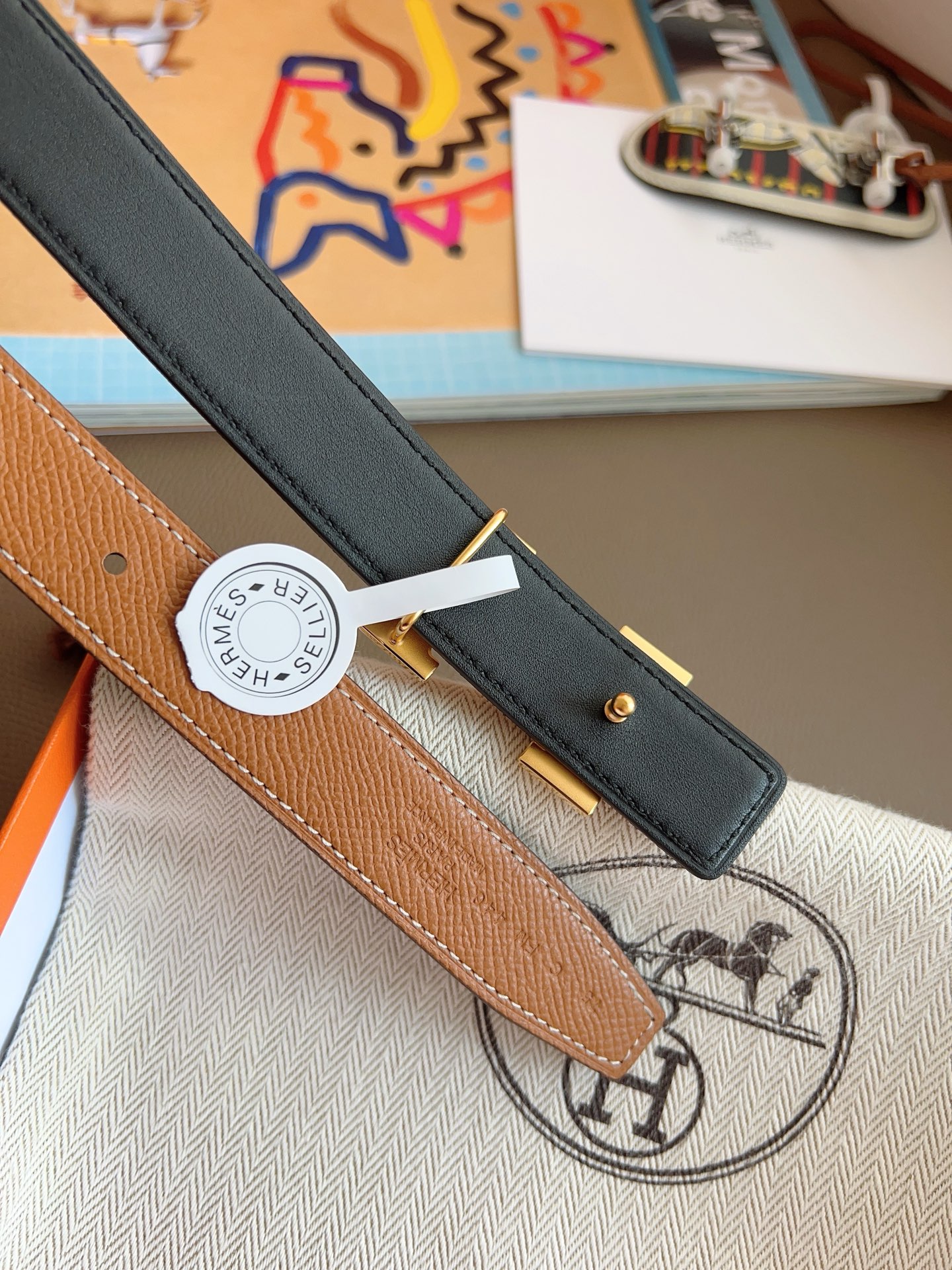 Hermès 2025 New Women's Double-Sided Belt 2.4cm Width
