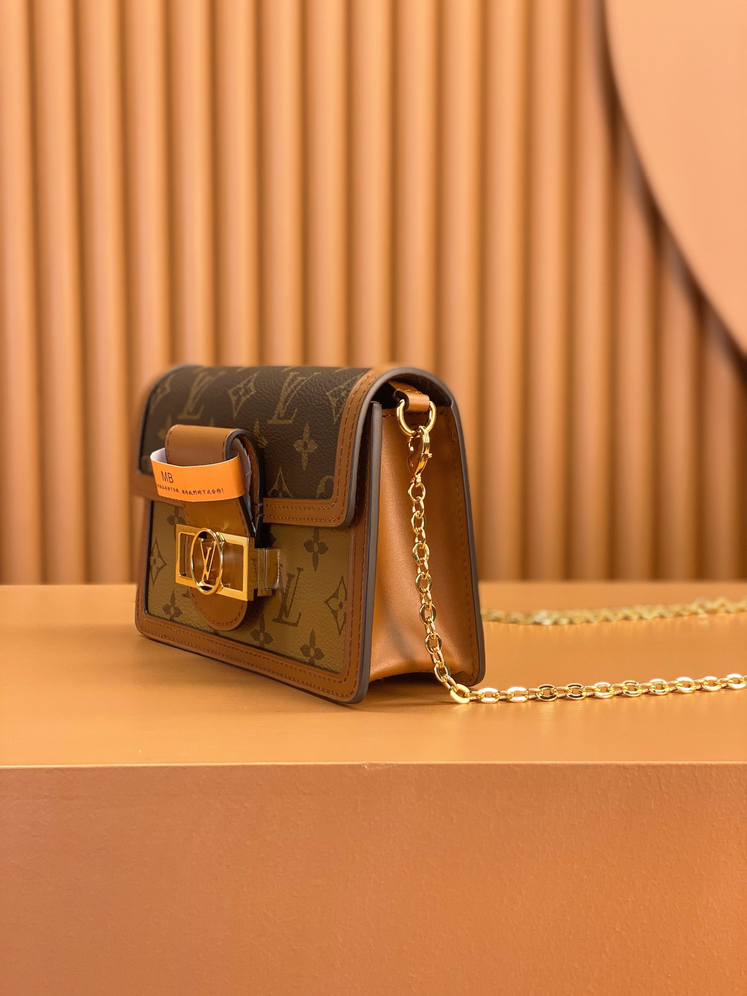 Louis Vuitton DAUPHlNE chain bag M68746
