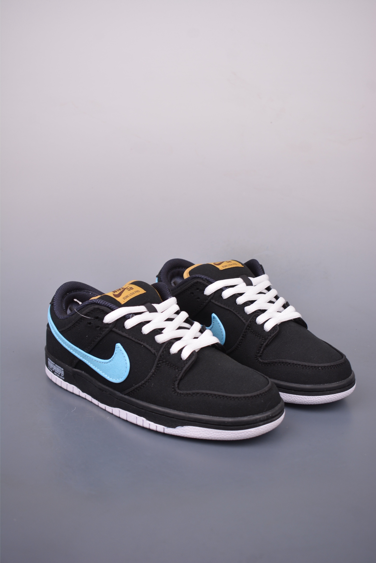 NIKE SB Dunk Low sneakers Canvas Black Red Blue FN5880-001