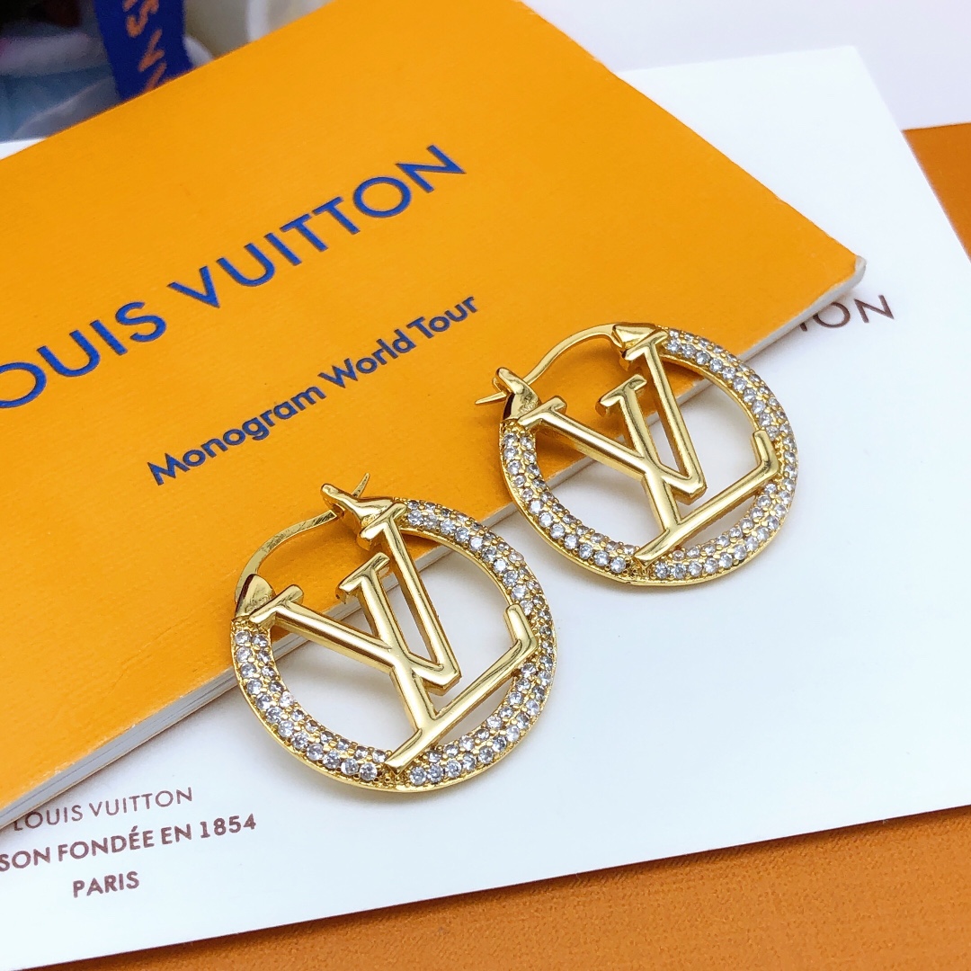 Louis Vuitton Round Diamond Earrings
