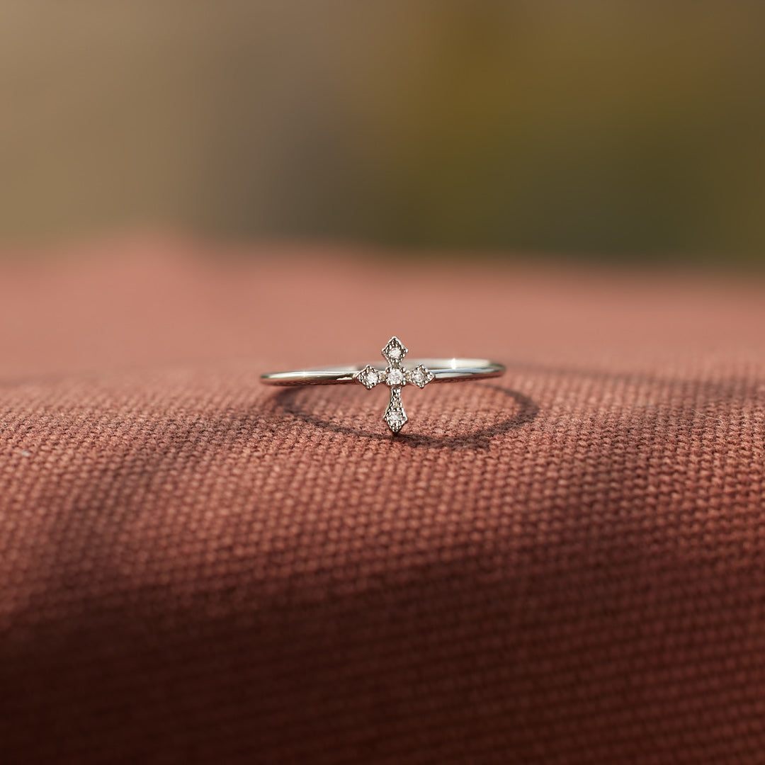 Pray Through It Minimalist Cross Ring