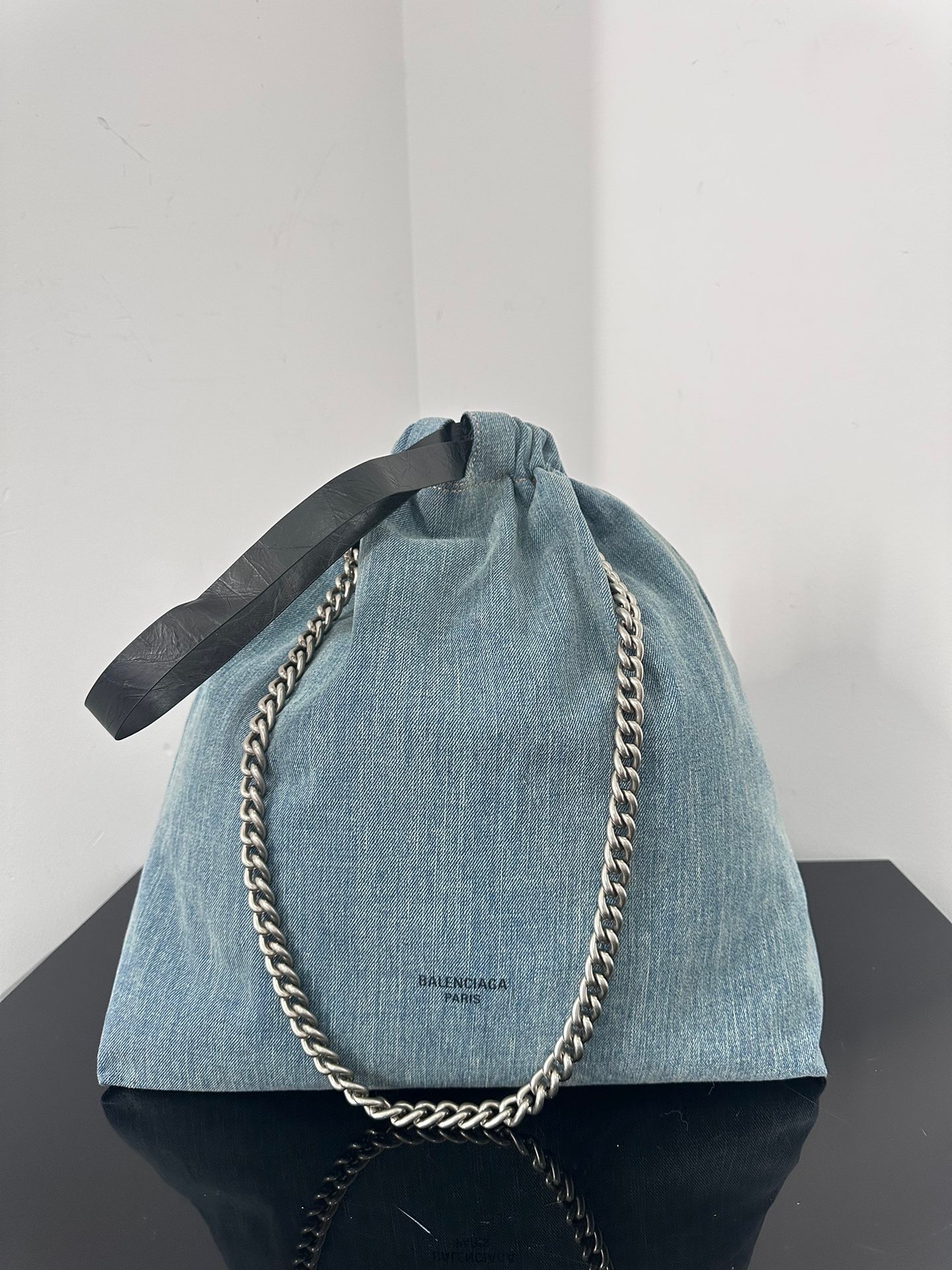 Balenciaga crushtote denim handbag 0305