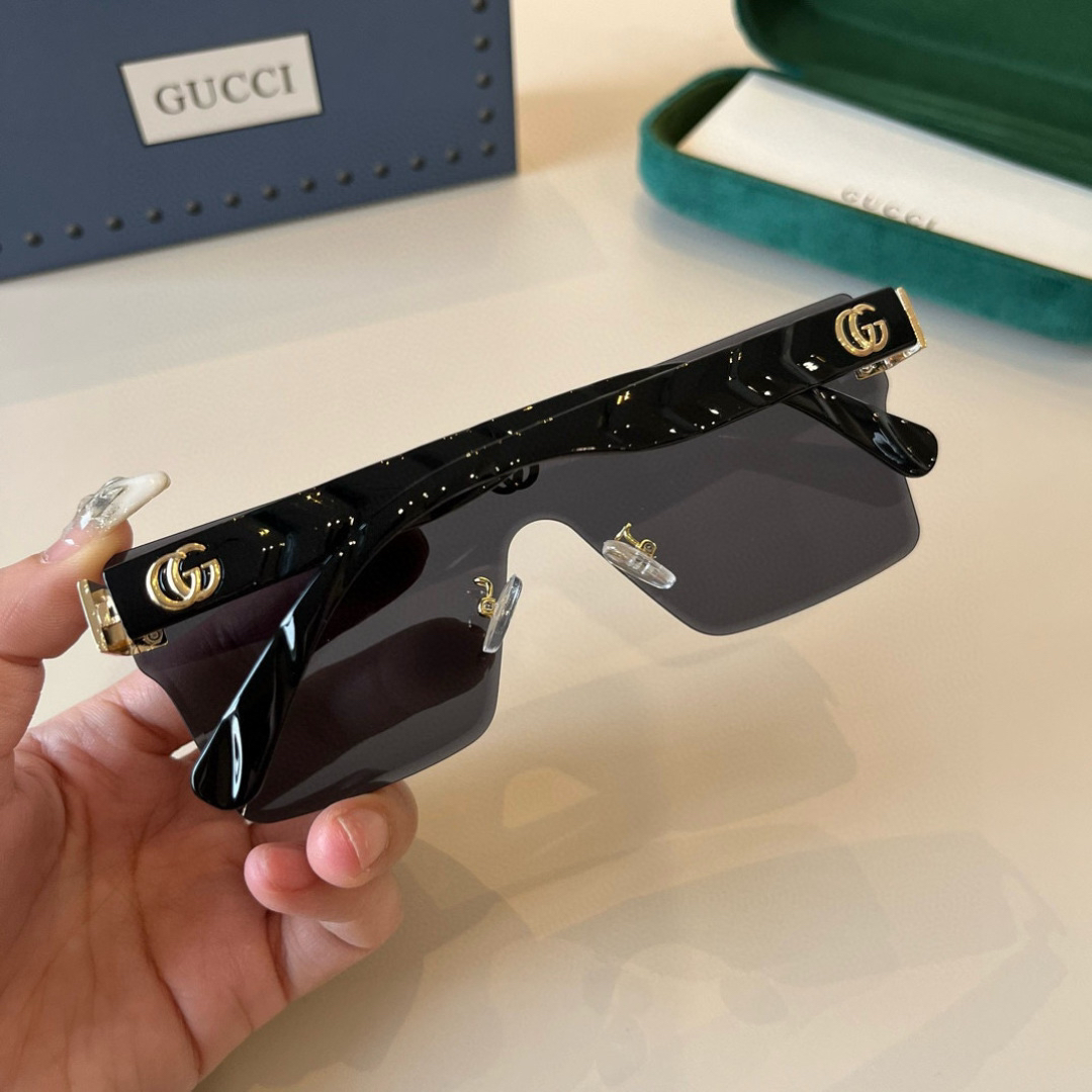 Gucci rimless sunglasses