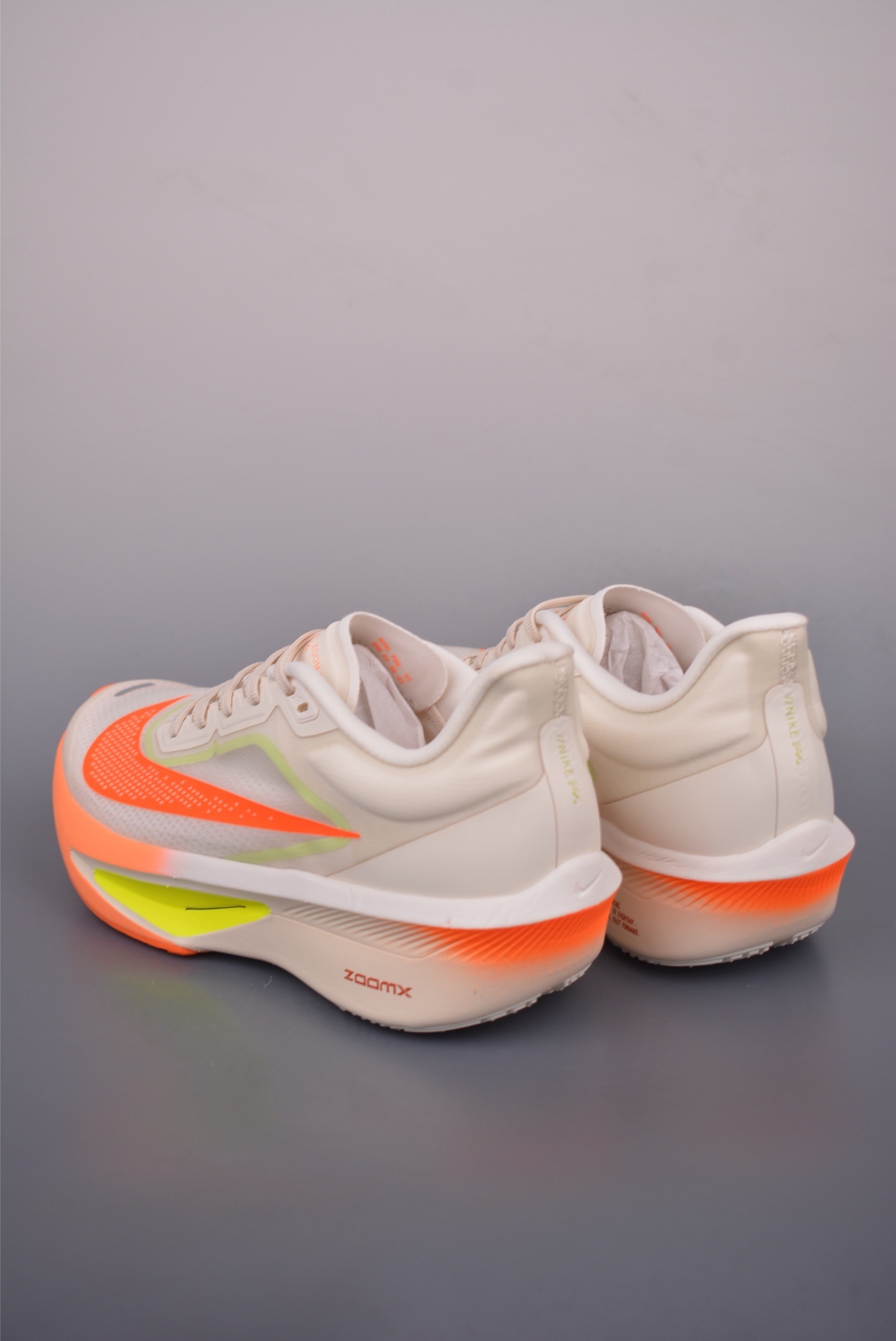 NIKE AIR Zoom RIVAL Fly 6“Off-white orange” FN8455-105