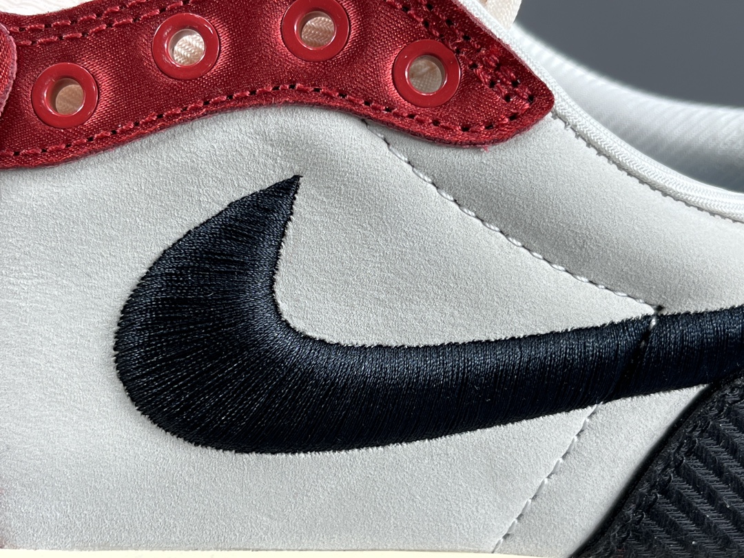Trophy Room x Nike Air Jordan 1 Retro Low OG SPAway FN0432-100