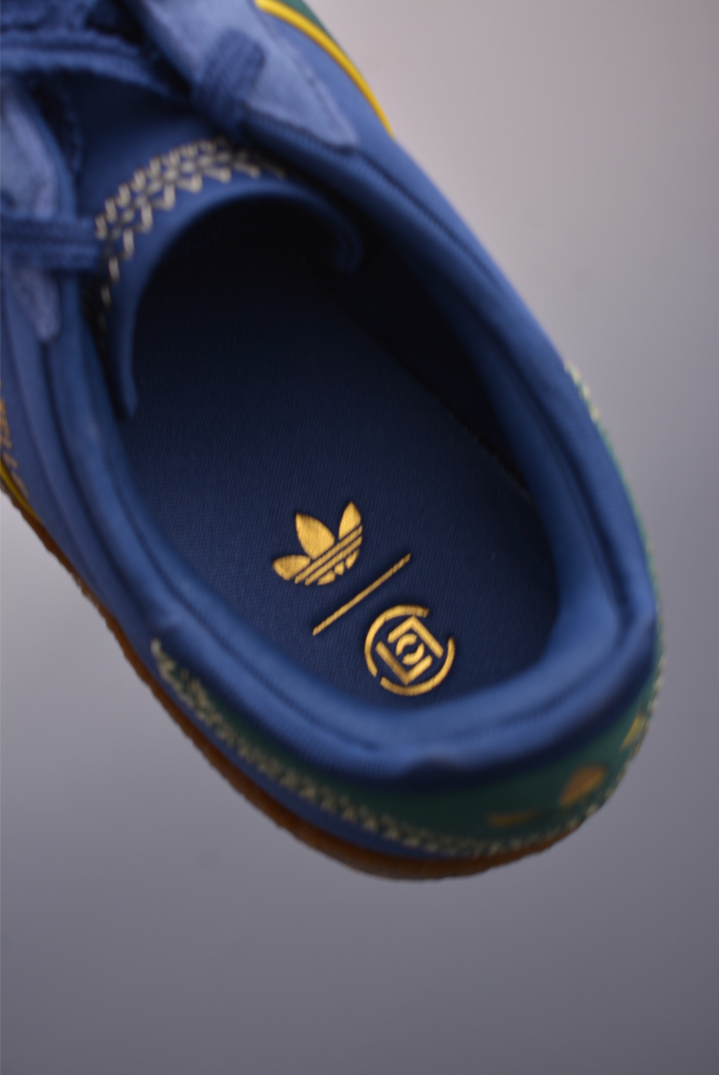 CLOT x adidas originals GAZELLE 
