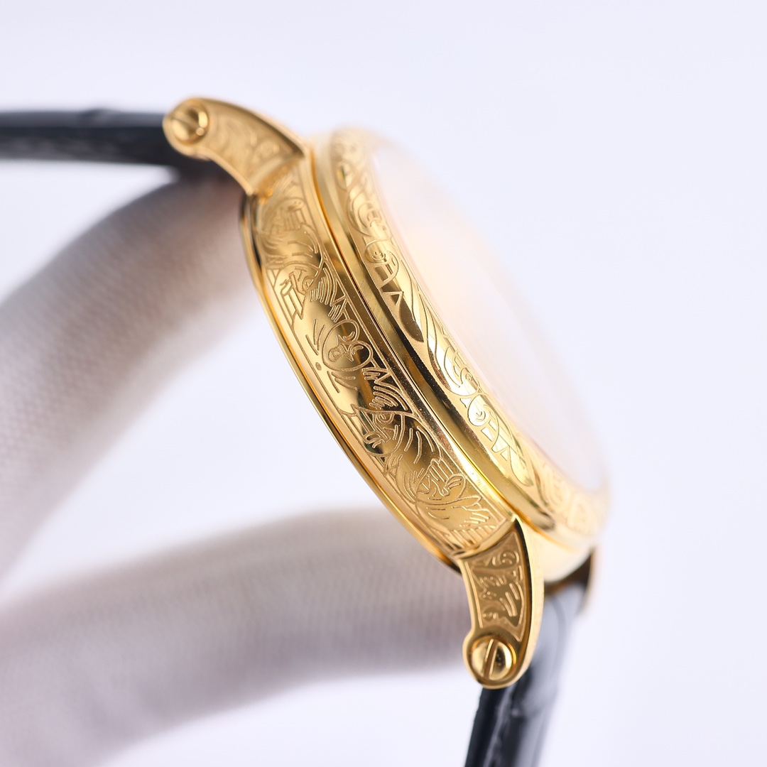 Patek Philippe Calatrava Engraved Watch
