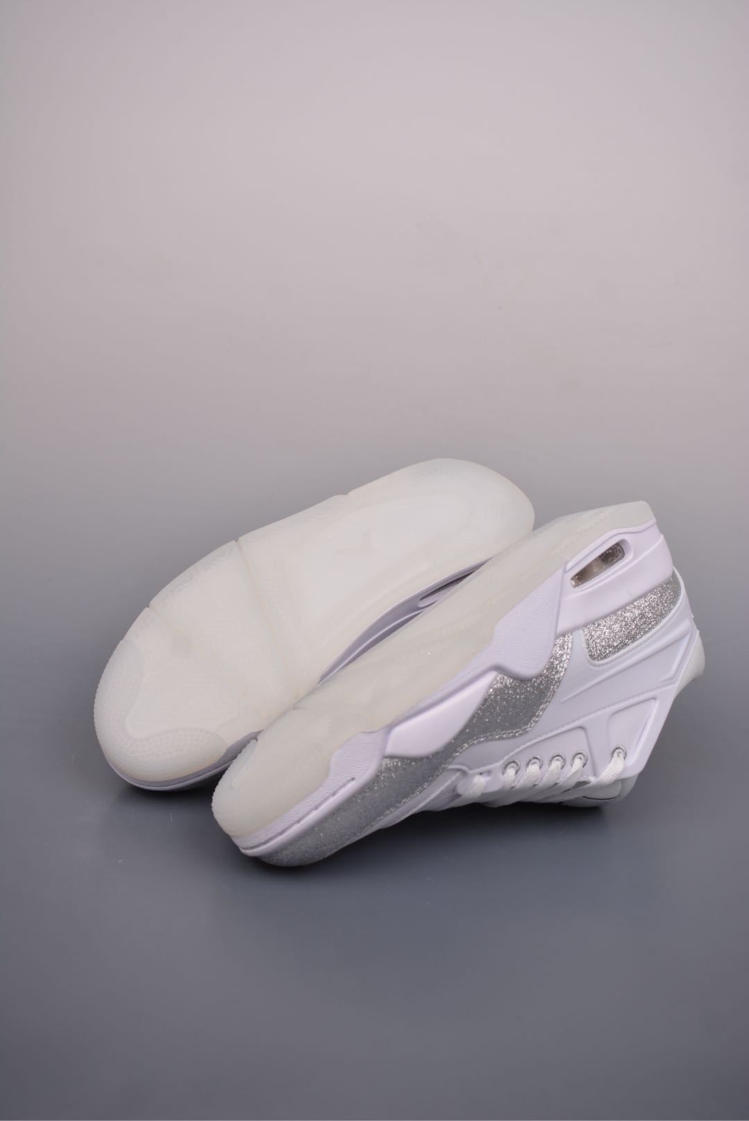 Nike Air Jordan 4 Retro RM White Sliver HQ3441-111