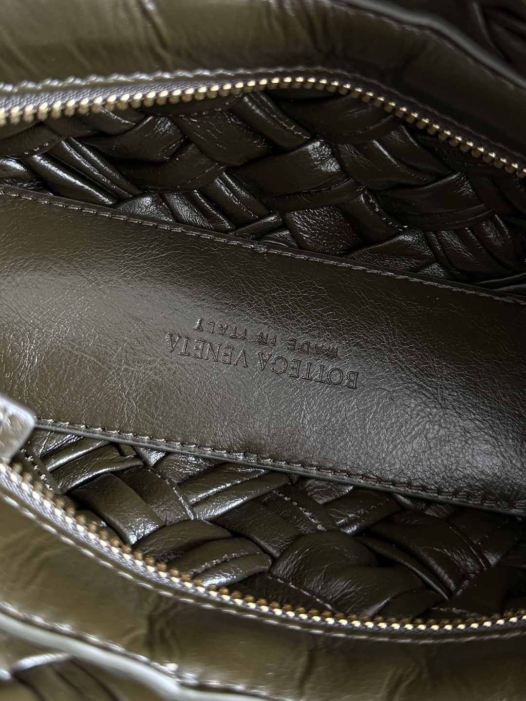 Bottega Veneta Kalimero cha cha woven handbag 785780