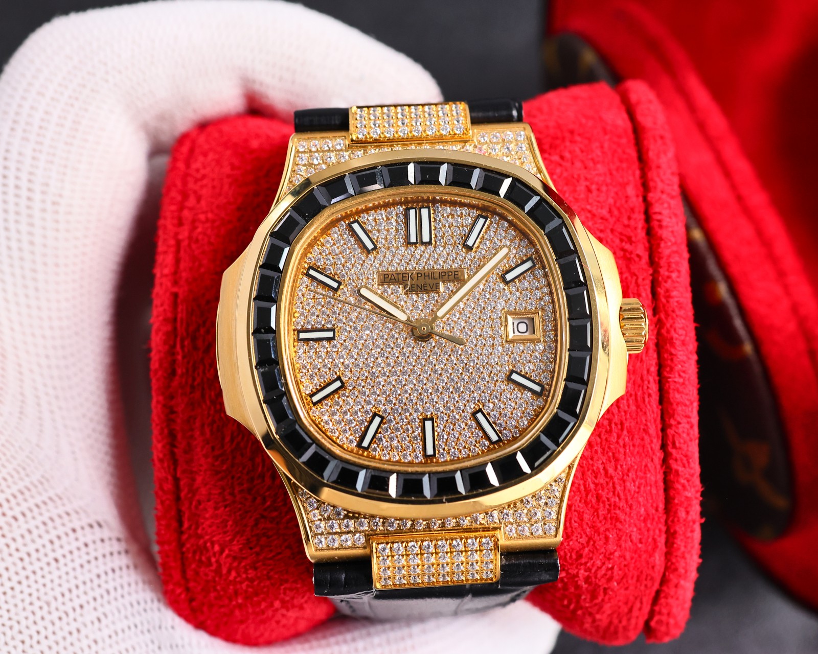 Patek Philippe Diamond Limited Edition Series Nautilus 5711