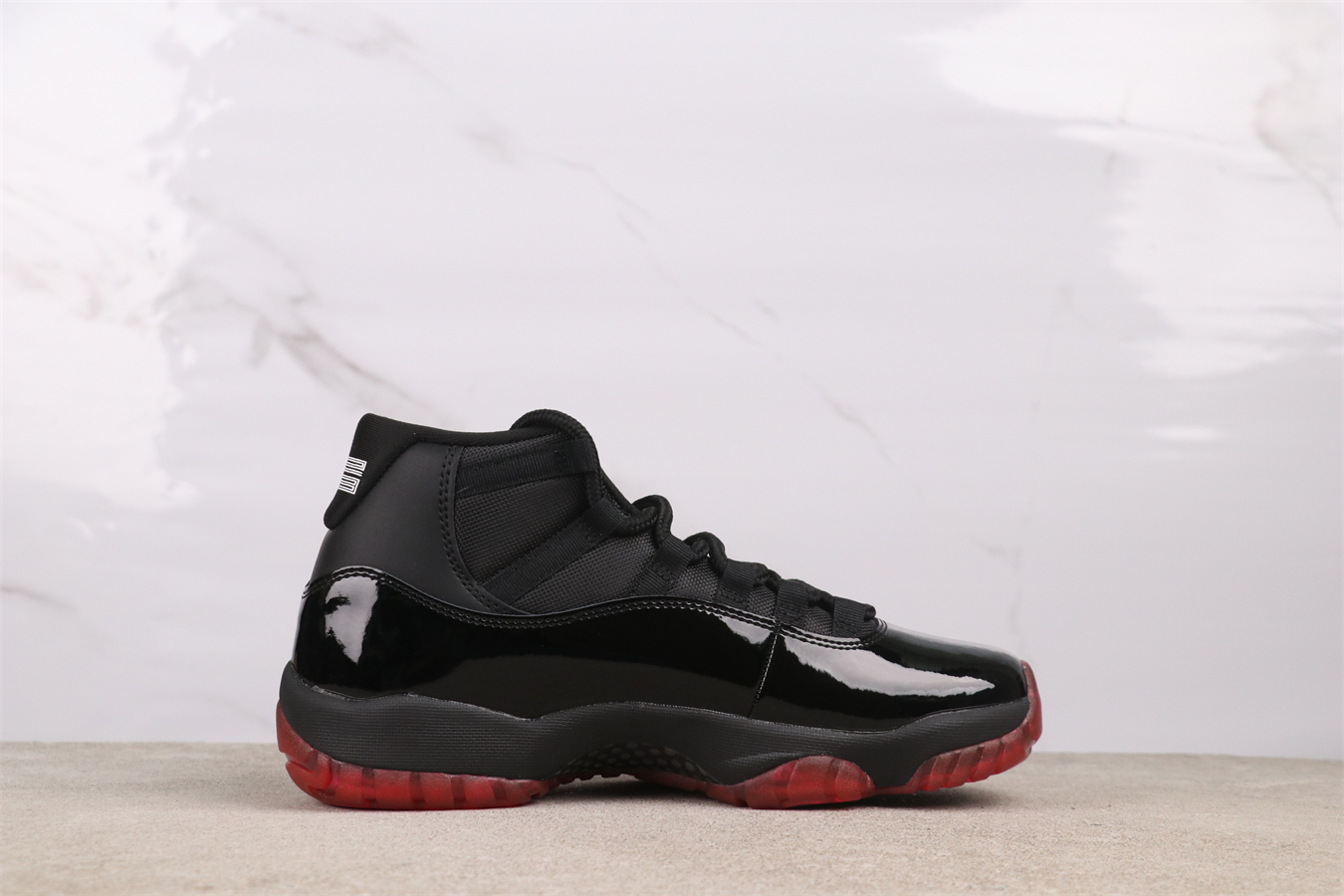 Air Jordan 11 'Black Infrared'  322992-066