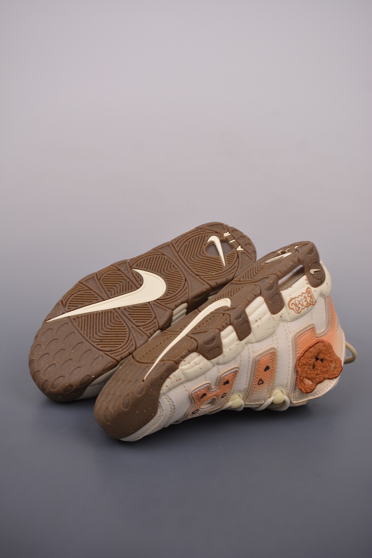 Nike Air More Uptempo GS Cacao Bear DX1939-100
