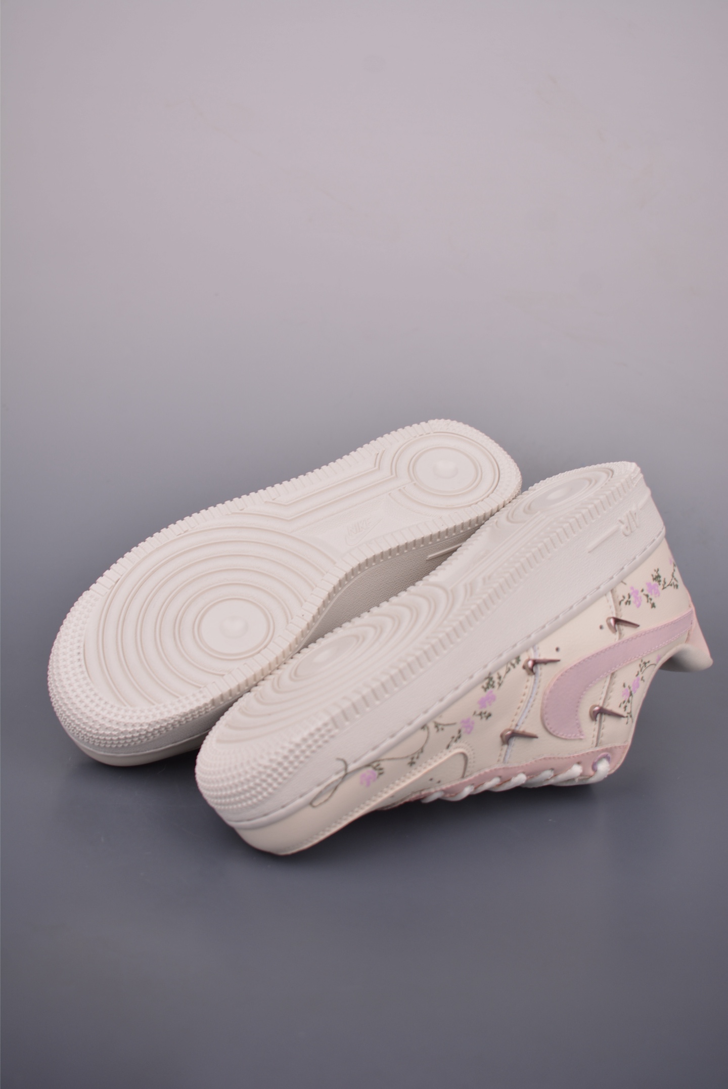 Nike Air Force 1 Low 