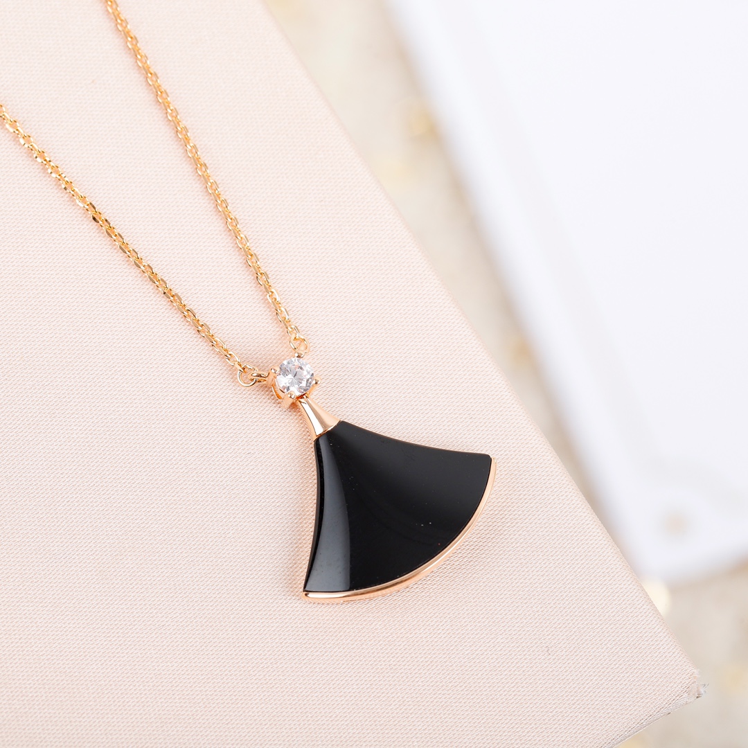 Bulgari Large Fan Necklace