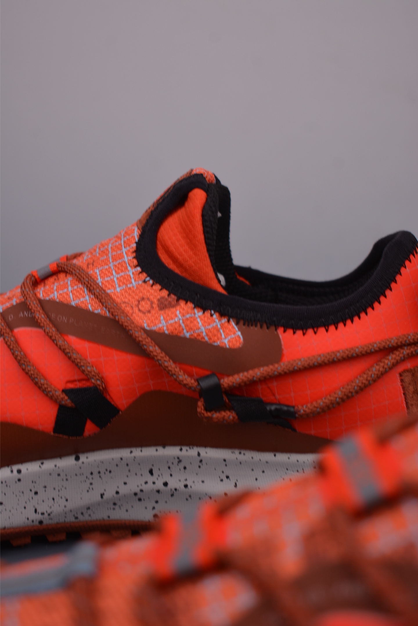 Nike ACG's Mountain Fly Low GORE-TEX 'Red-Orange'   IB7328-200