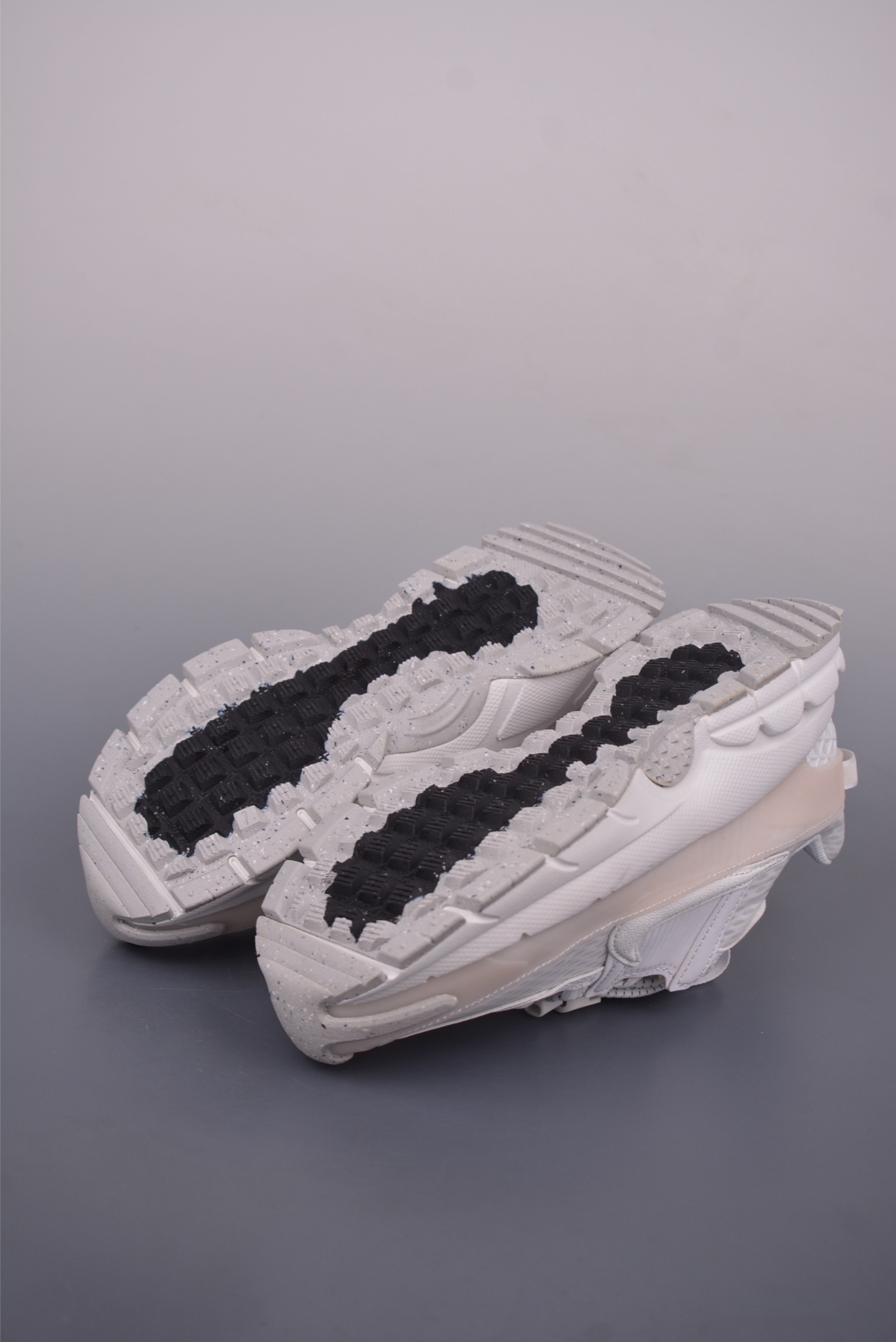 Nike Zoom Vomero Roam 5 Roam