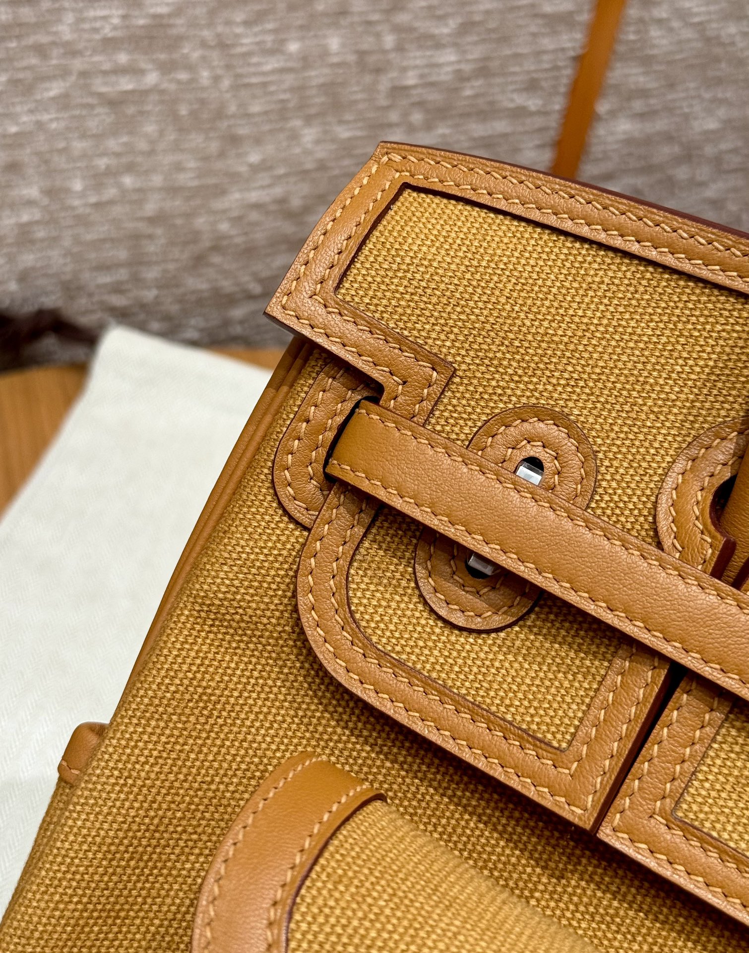 Hermes Birkin cargo 2SSesame handbag (handmade to order)