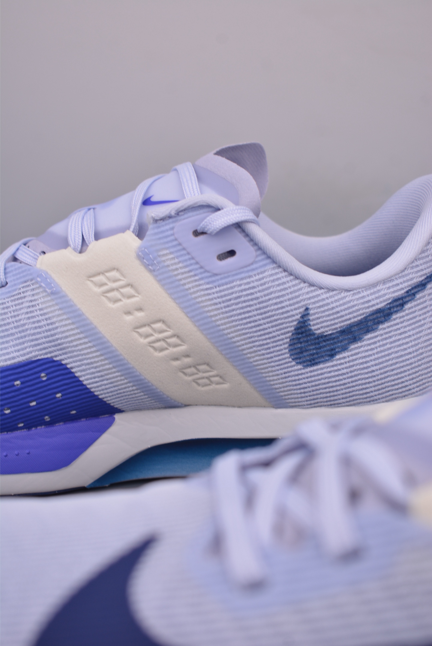 NIKE Zoom Rival Fly 4 
