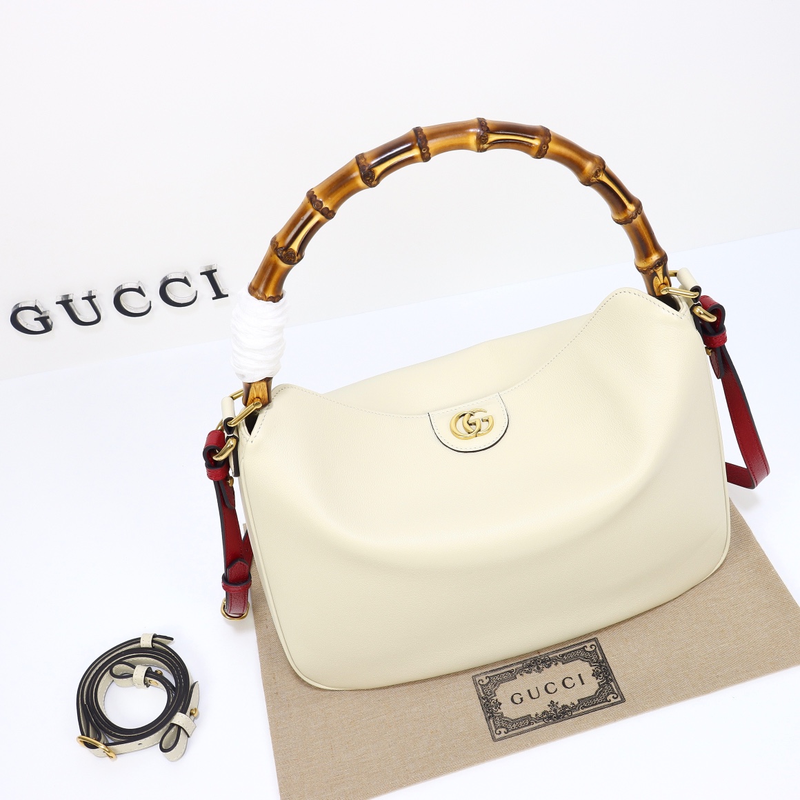Gucci Diana large shoulder bag 746245 UAAAY 9043
