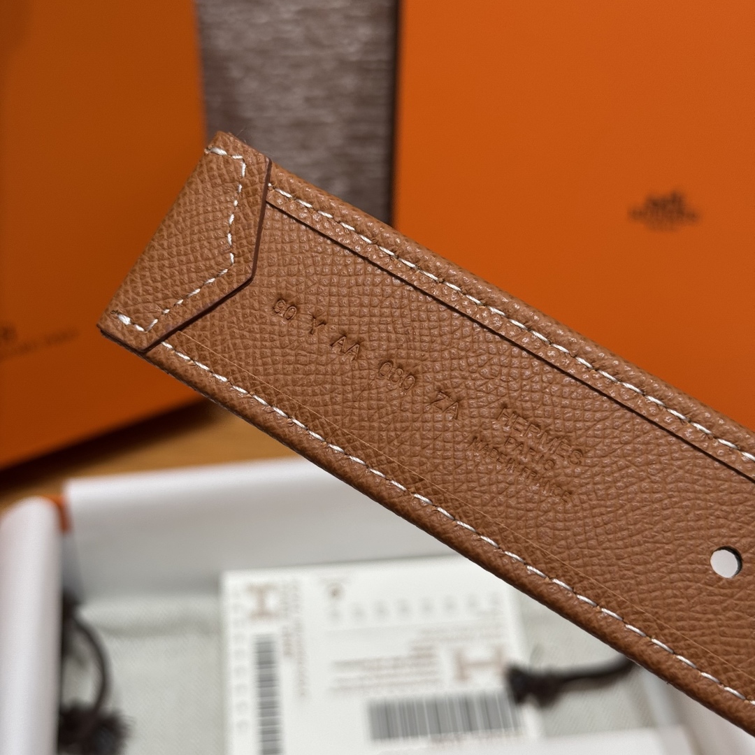 Hermès Half Cod Riviera double-faced leather belt, 3.8cm wide
