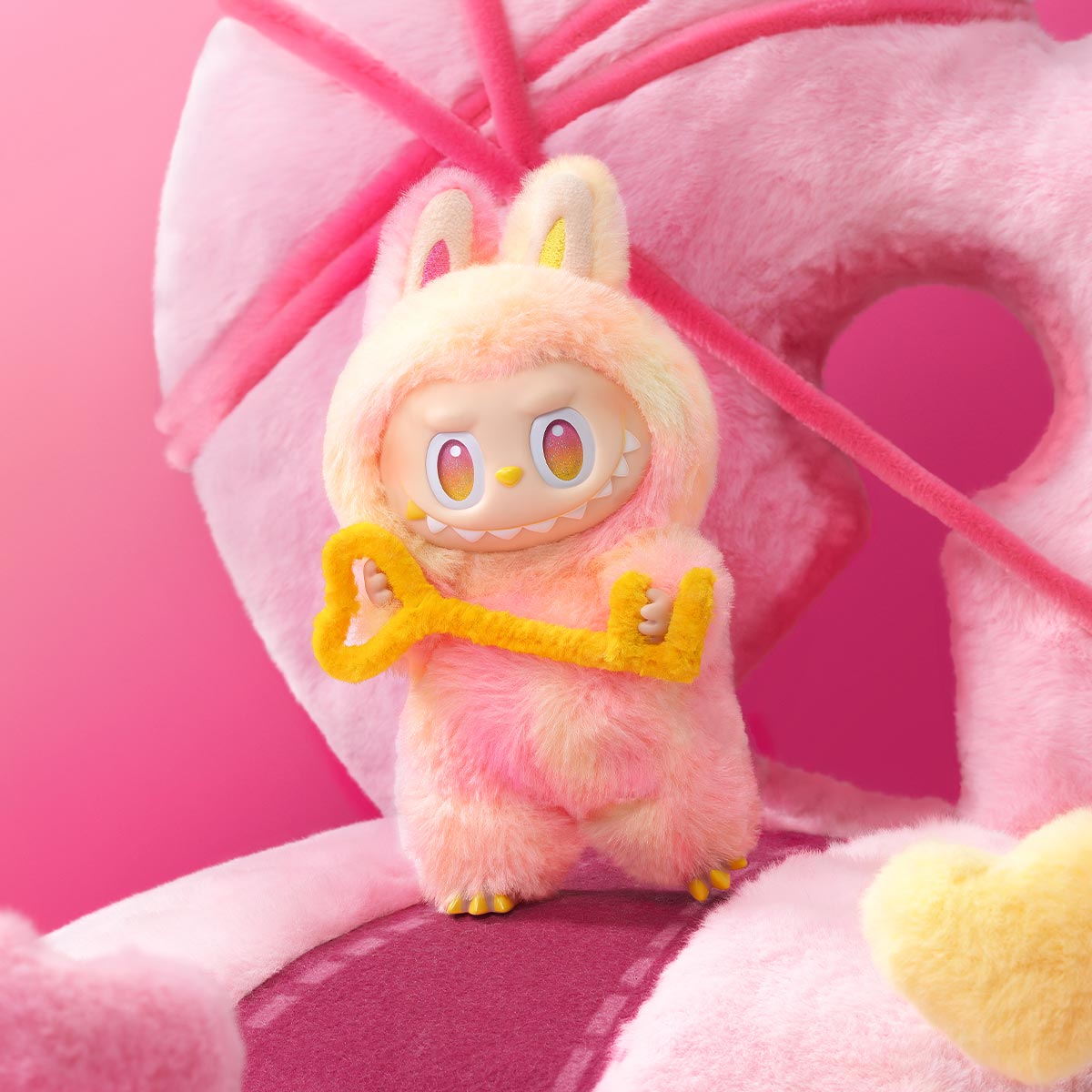 POP MART THE MONSTERS Big into Energy Series-Vinyl Plush Pendant [1 Blind Box]