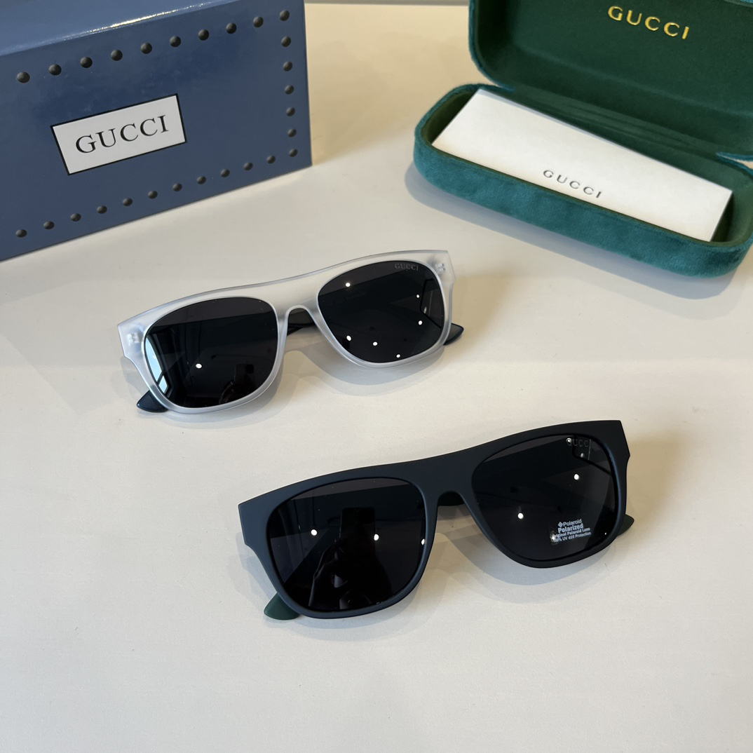 Gucci Round Frame Sunglasses