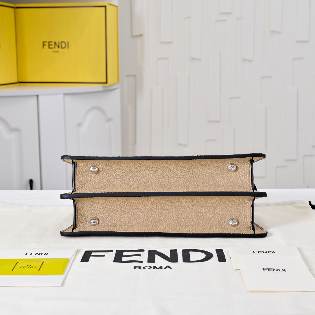 FENDI ekaboo iseeu small bag 3372