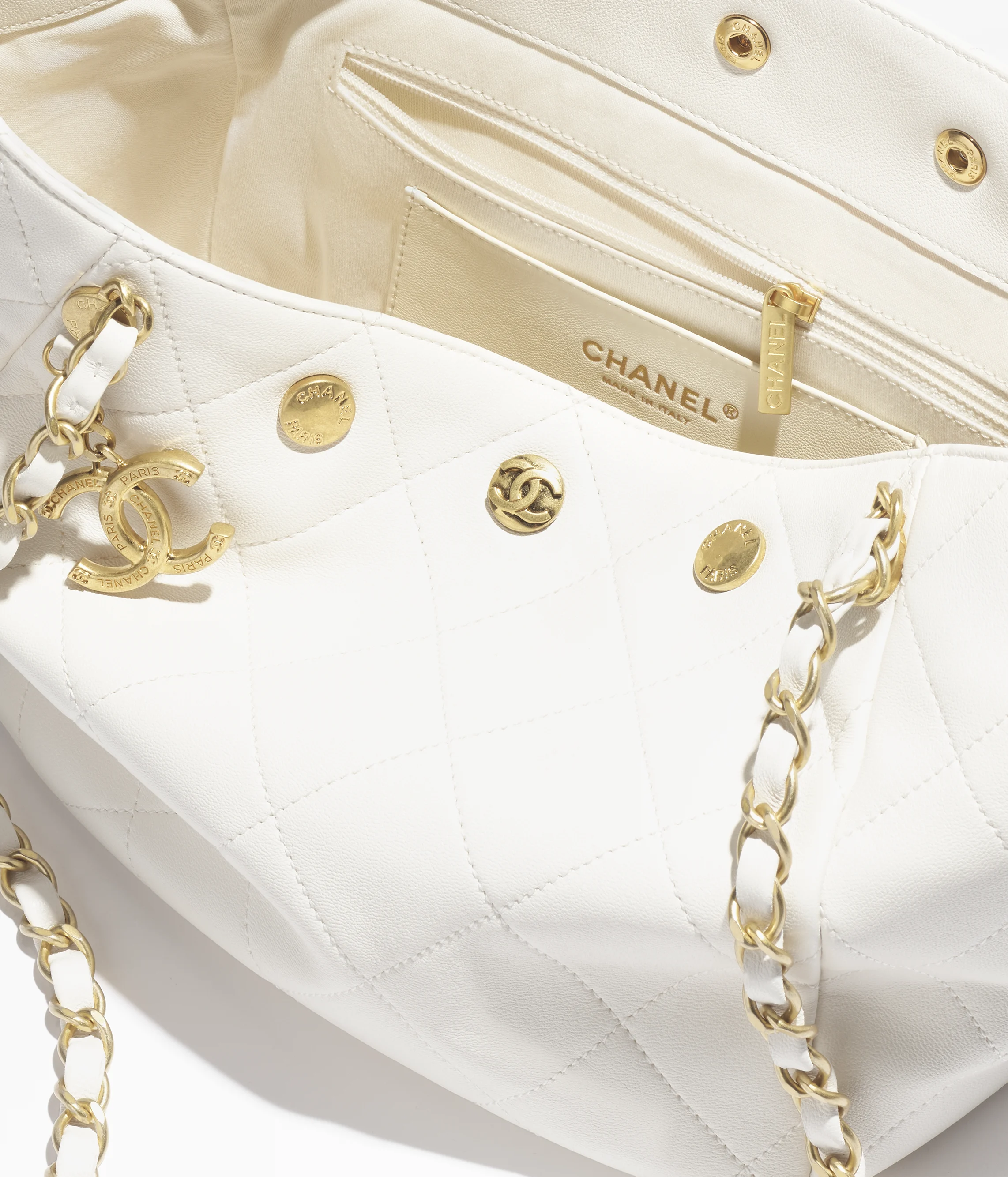 Chanel Small Shopping Bag Shiny Lambskin & Gold-Tone Metal White AS5418-B19775-10601