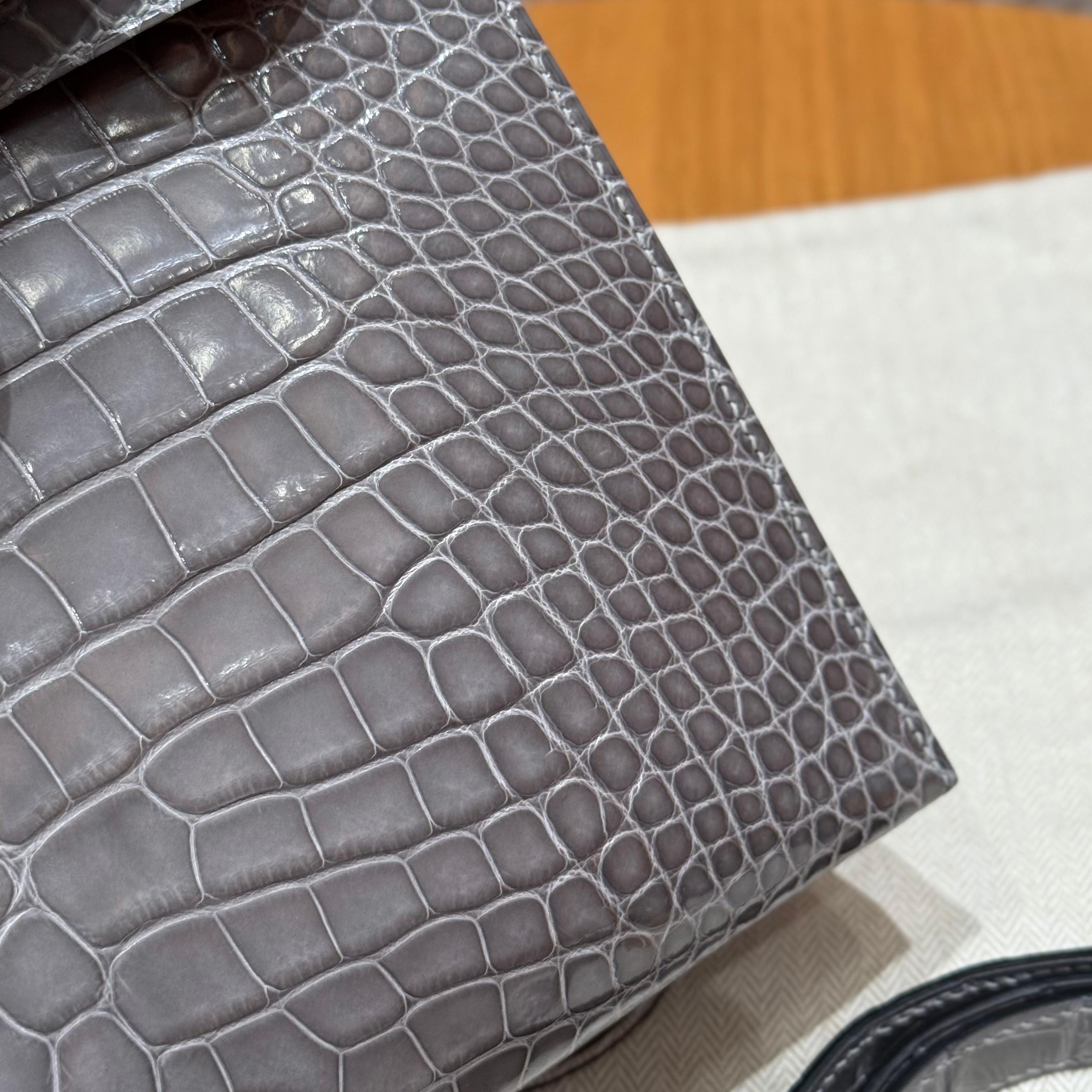 Hermès Kelly 0VGris Ciment (Handmade to order)