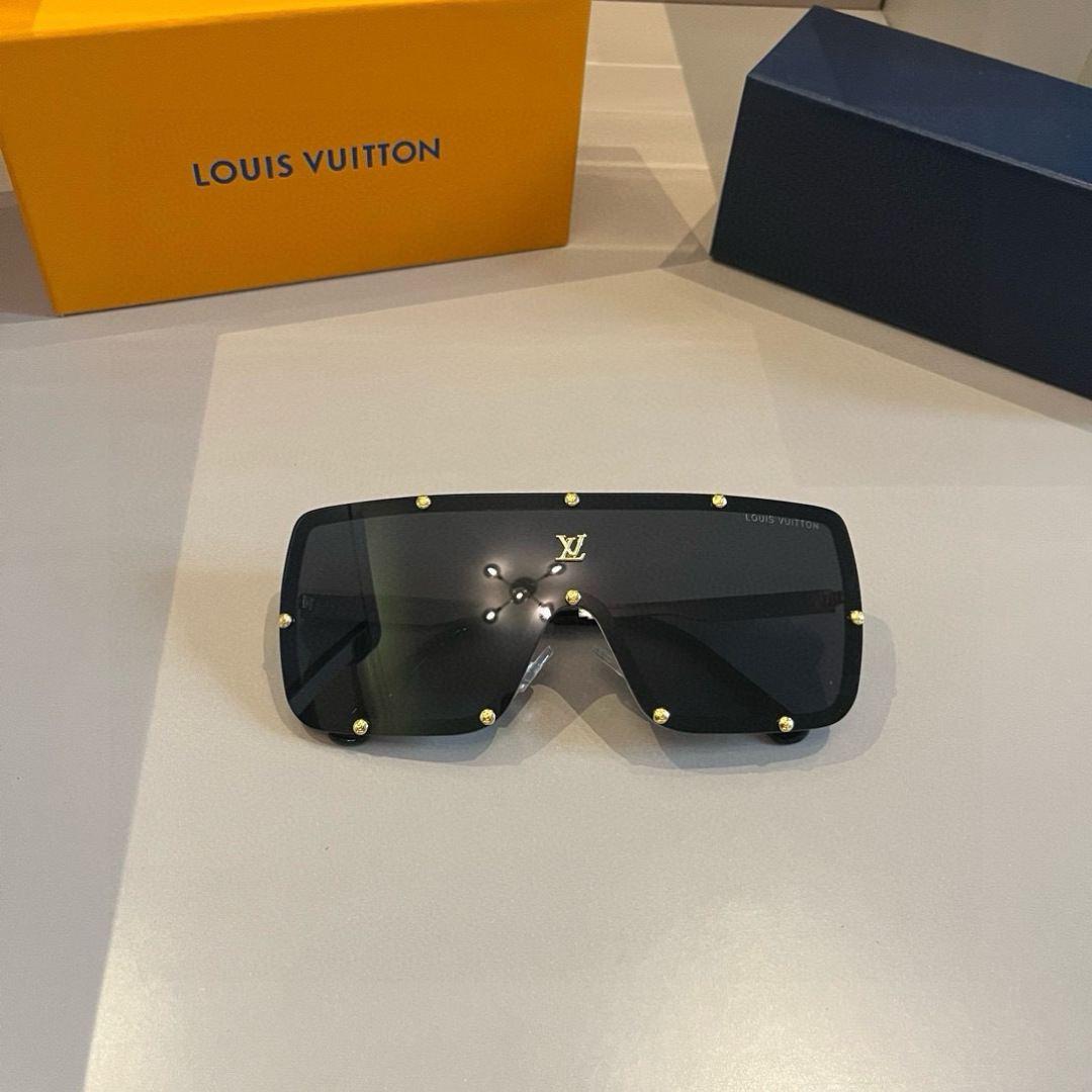 Louis Vuitton Square Frame Sunglasses