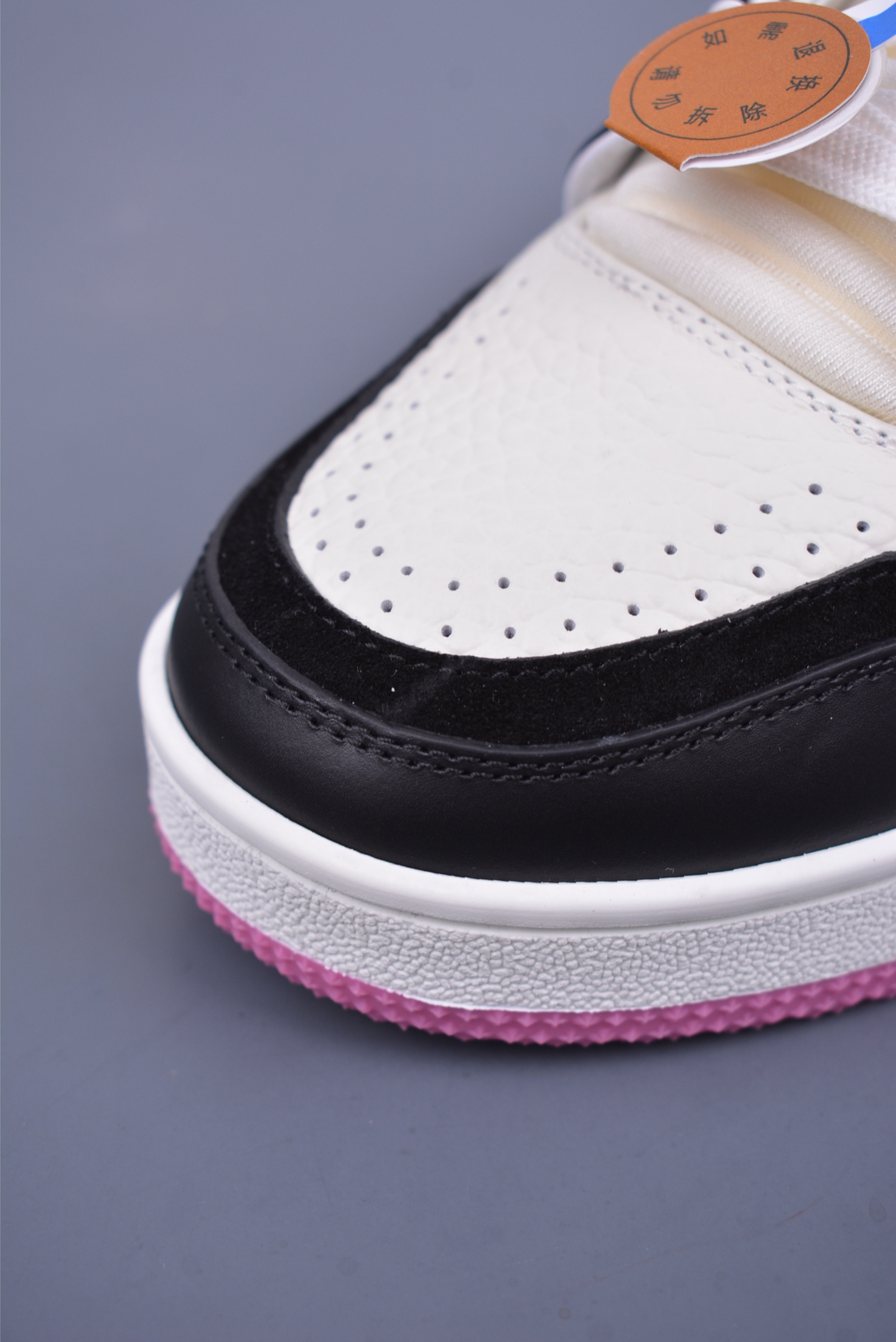 Louis Vuitton Trainer Sneaker Low 
