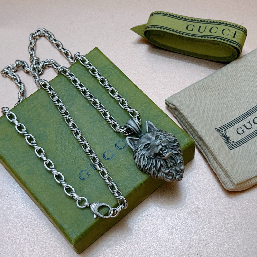 Gucci Anger Forest Series Wolf Head Vintage Chain Necklace