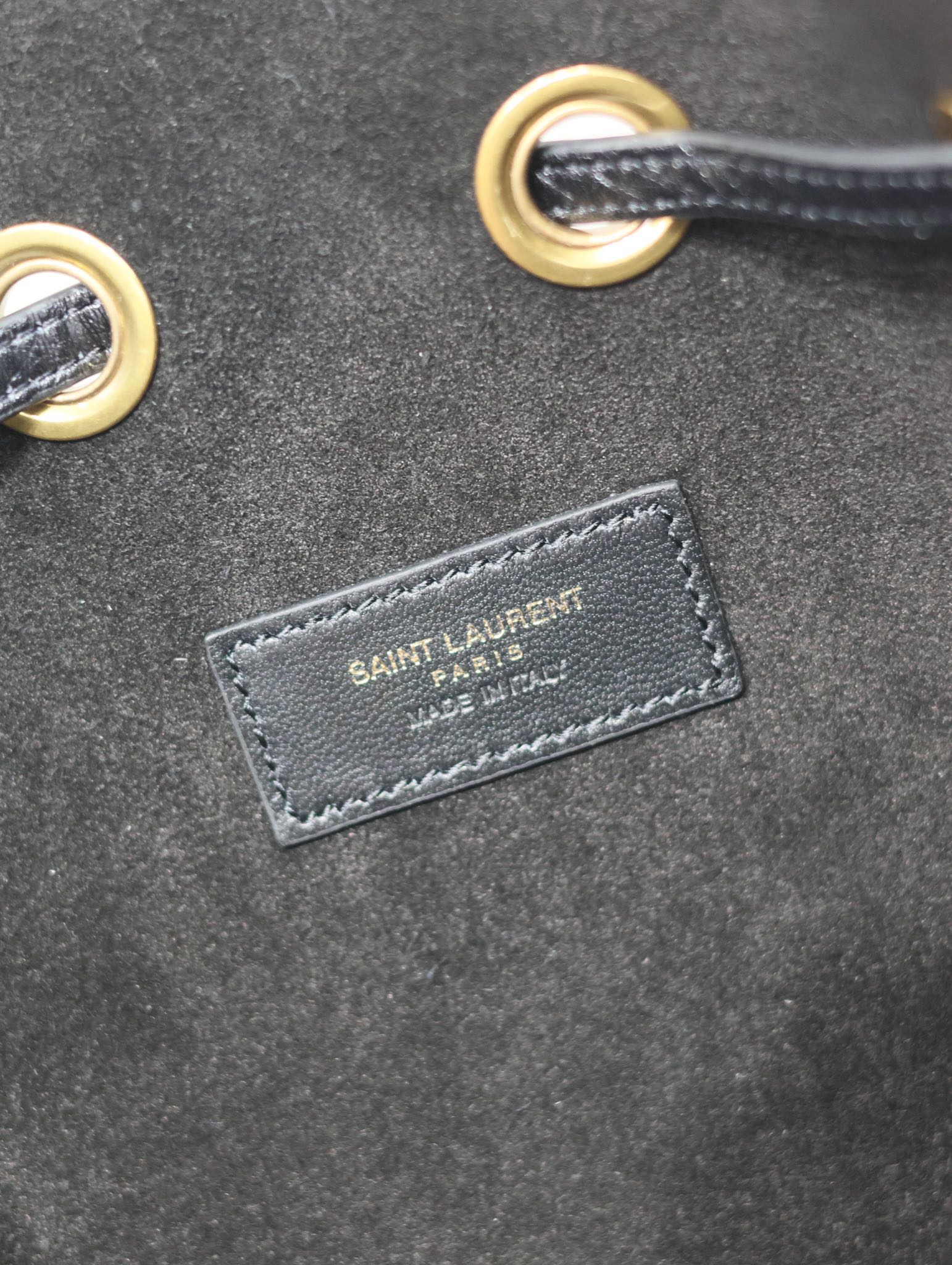 Yves Saint Laurent RIS VII Small Grained Leather HOBO Bag 796626