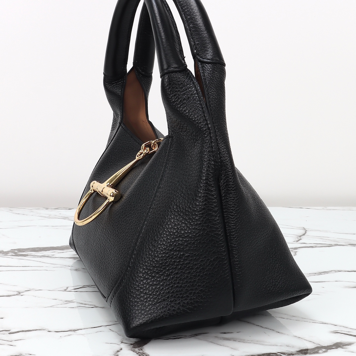 Gucci Softbit medium top handle bag 837467 AAEAO 1000