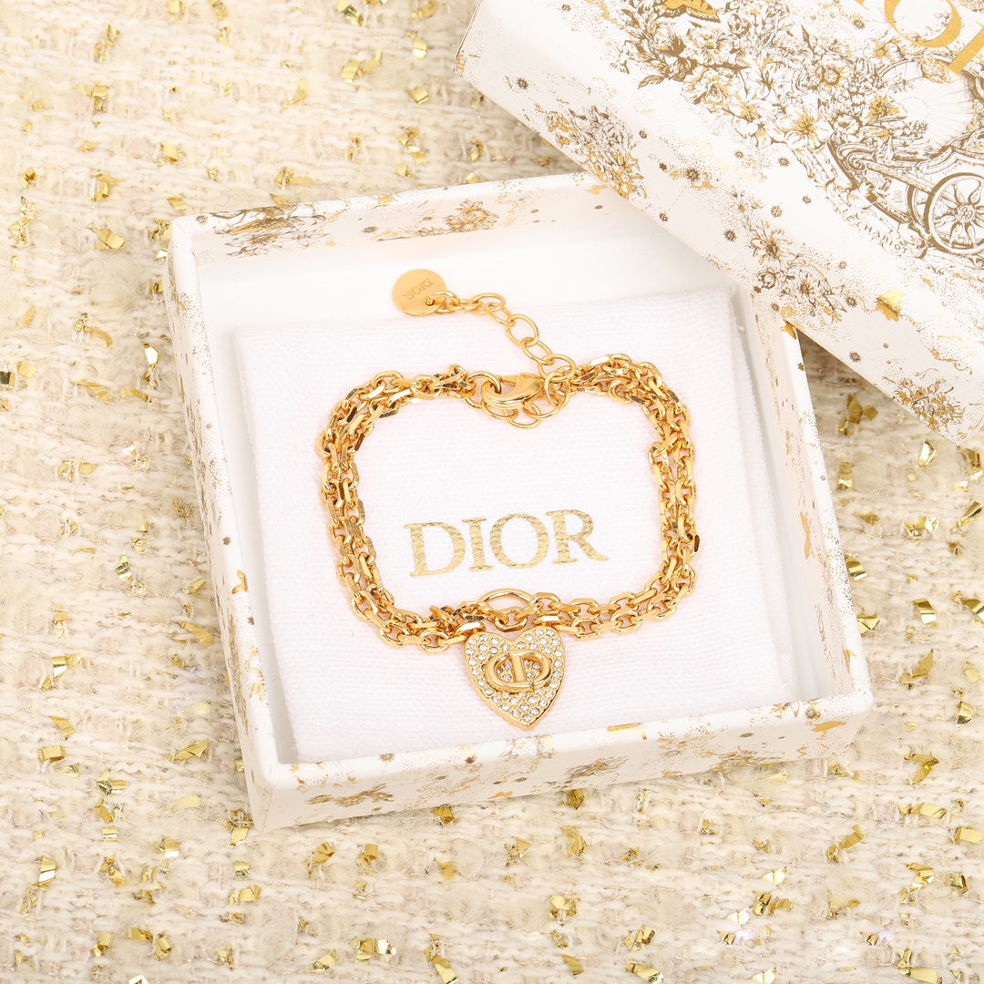 Dior CD heart necklace bracelet