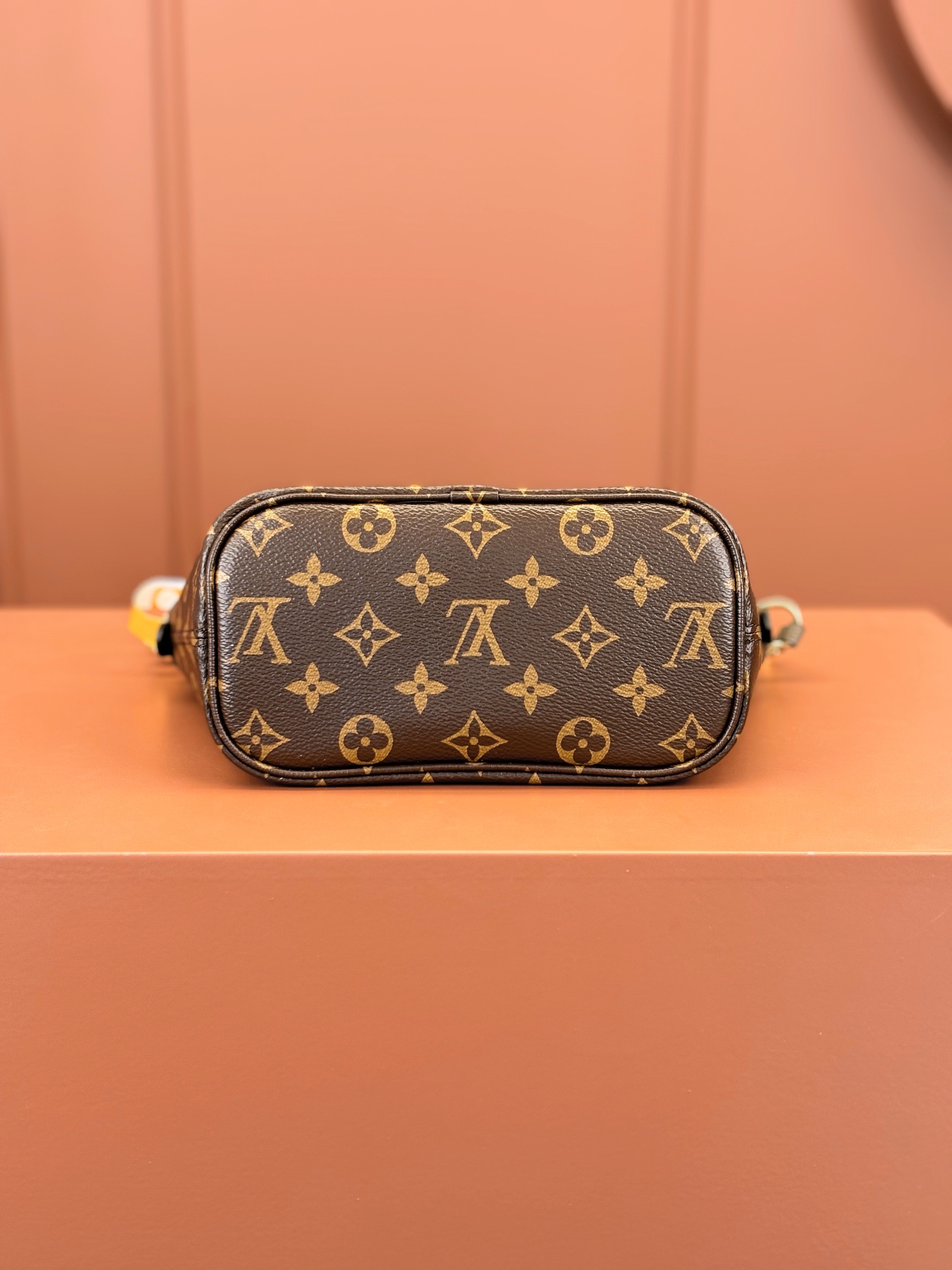 Louis Vuitton NEVERFULL INSIDE OUT BB Bag M12209