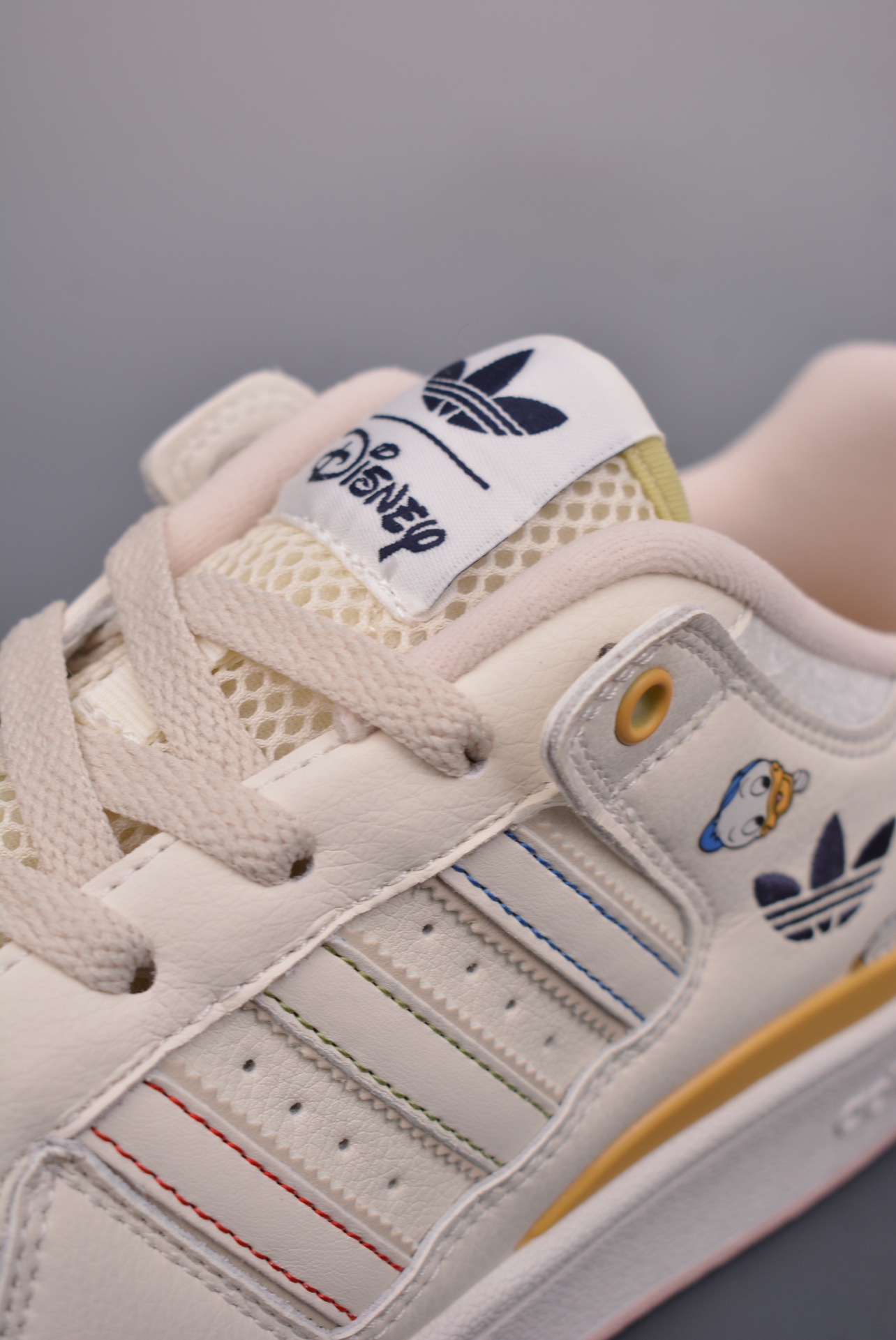 Donald Duck x Adidas Originals Forum CL Low Beige Yellow JR5457