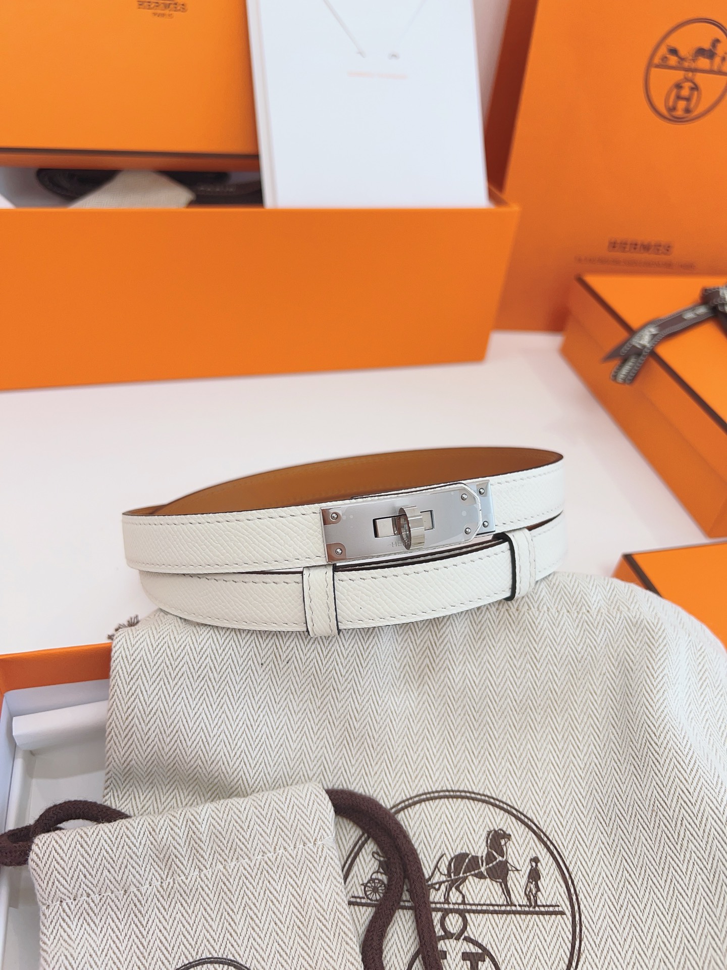 Hermès Women's Belt 1.8CM Width