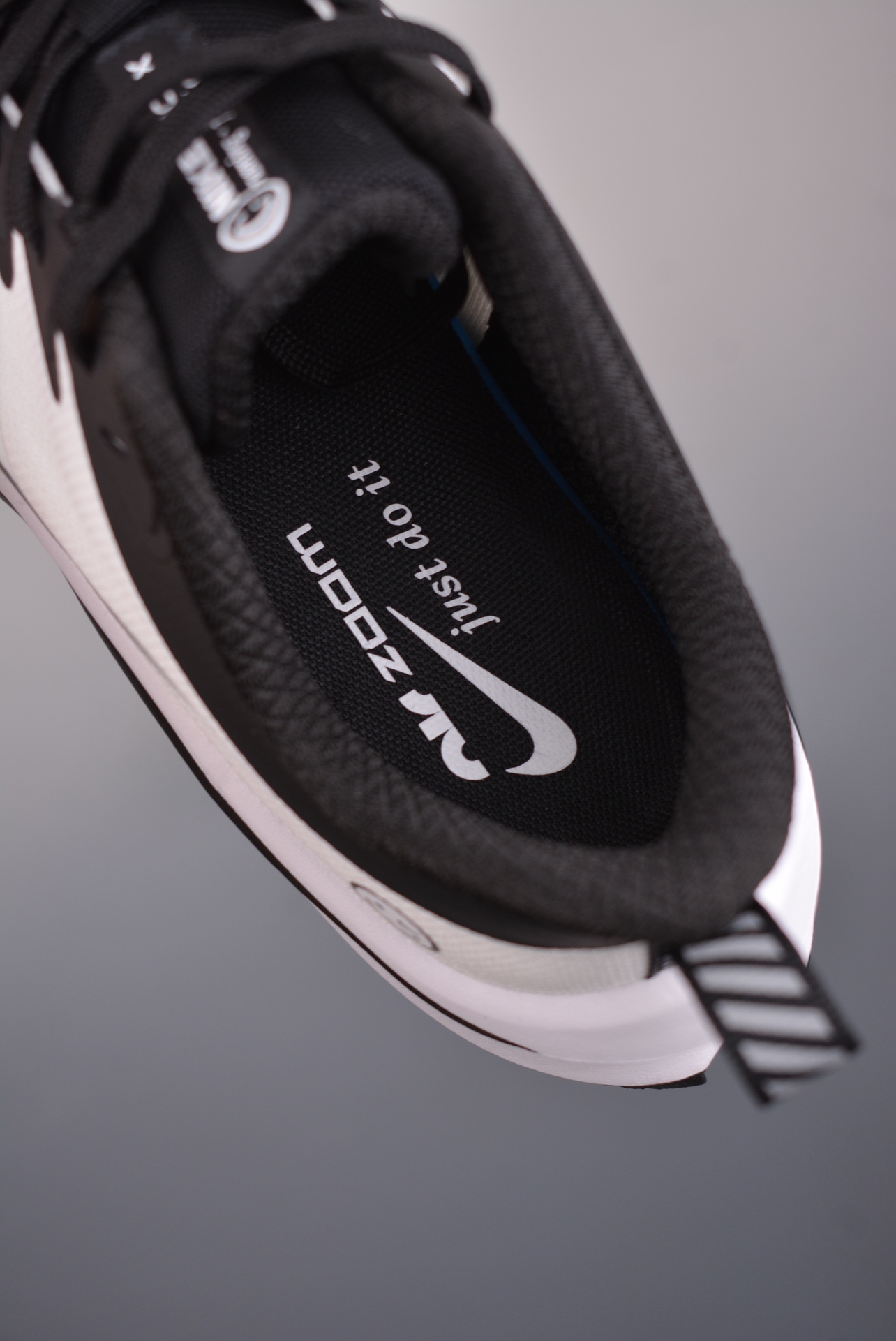 Nike SB Zoom X White and Black