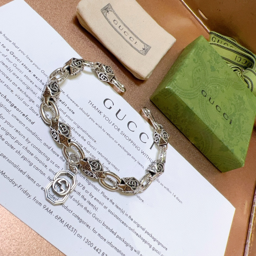 Gucci Pandora's Box GG Bracelet