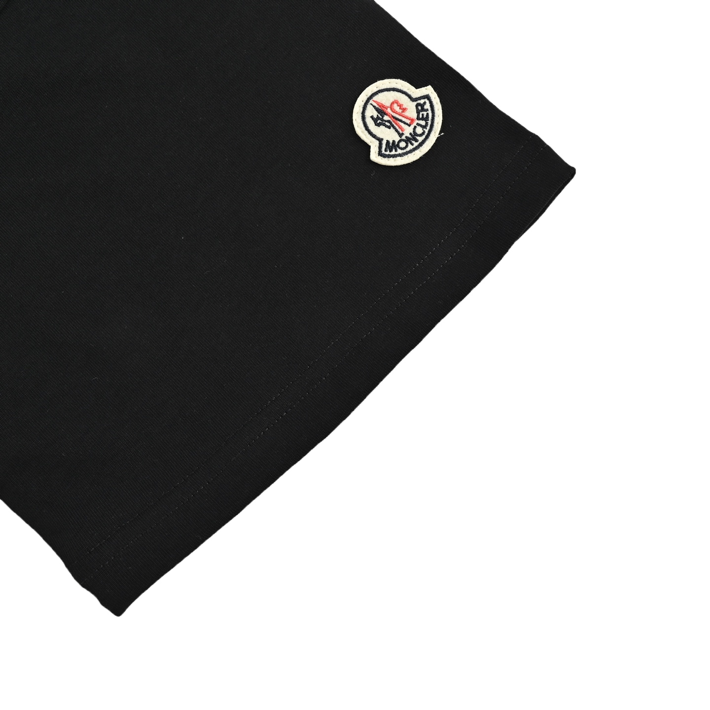 Moncler 25ss embossed logo short sleeves